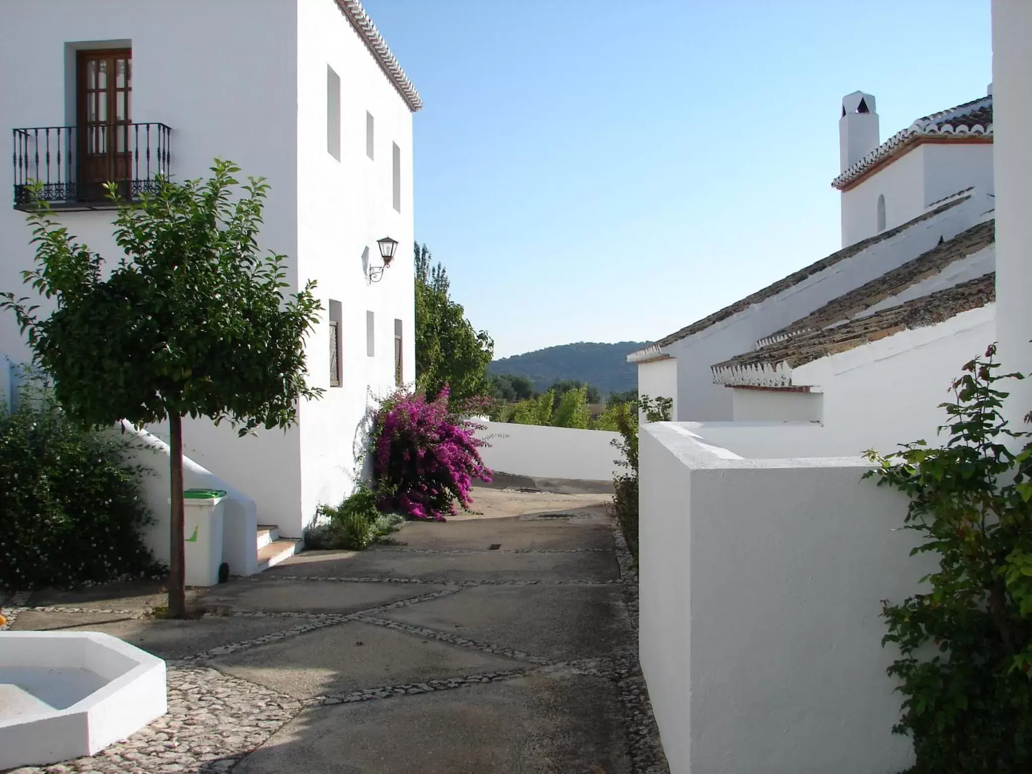 Facade/entrance, Property Building in Villa Turística de Priego