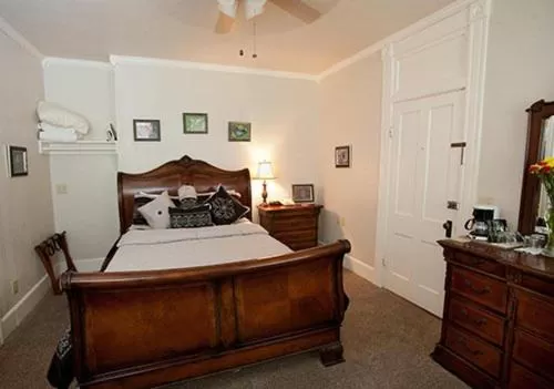 Bed in New Orleans Hotel Eureka Springs