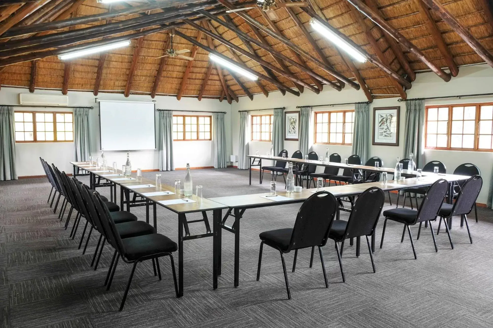 Meeting/conference room in Premier Hotel Roodevalley