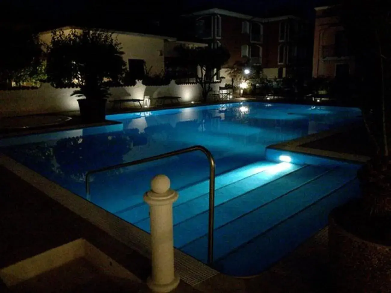 Night, Swimming Pool in Hotel Splendid