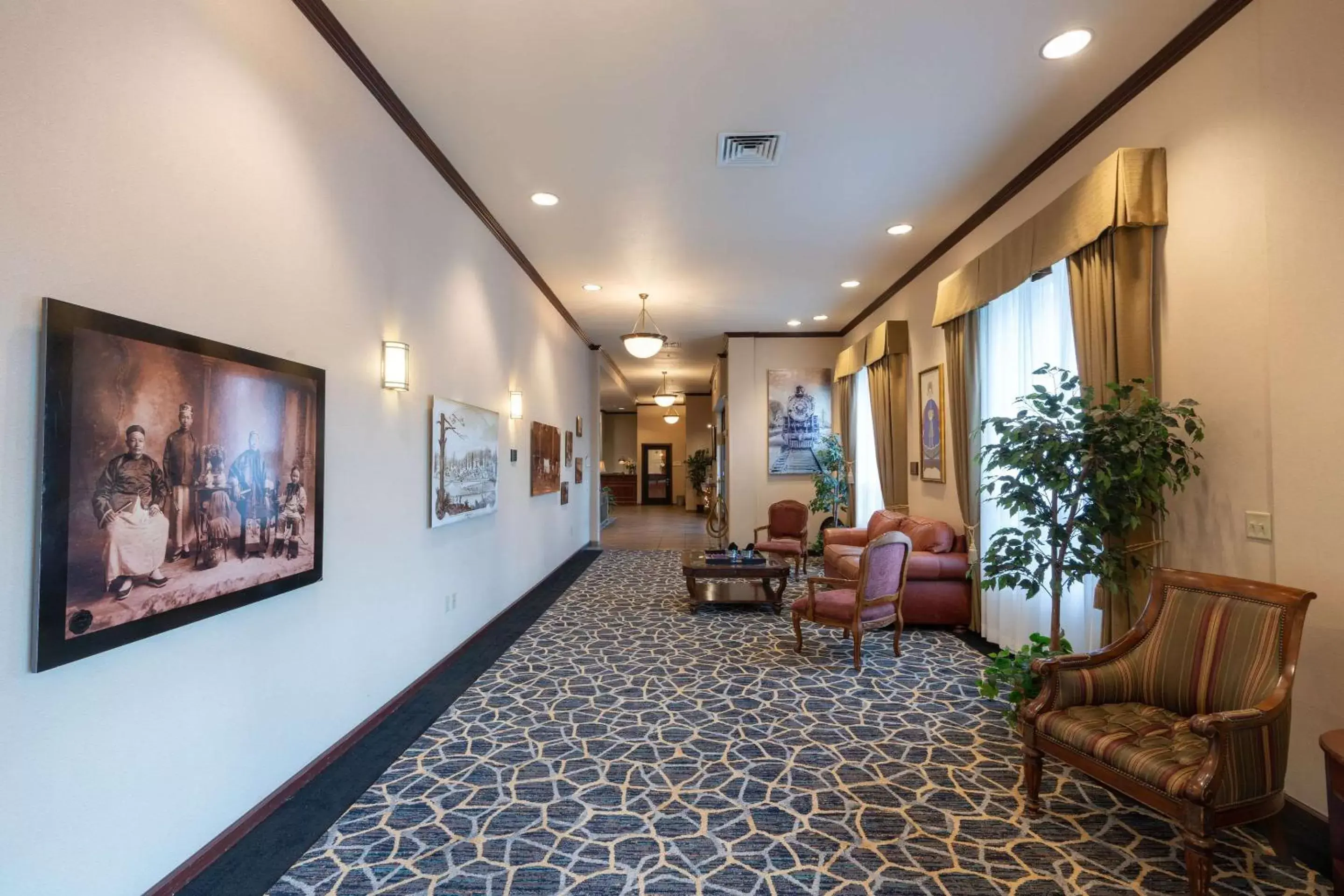 On site, Lobby/Reception in Gold Miners Inn, Ascend Hotel Collection