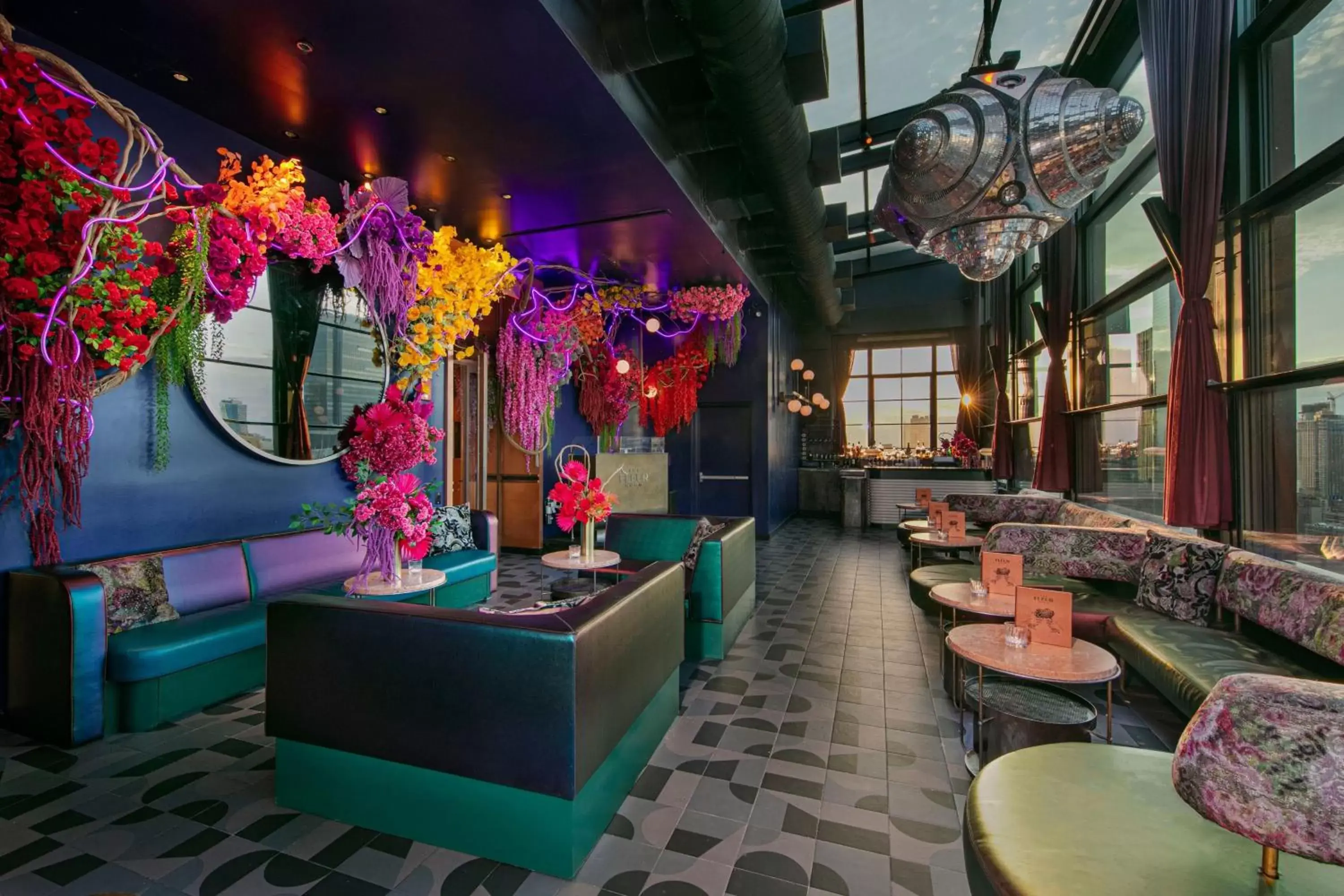 Restaurant/places to eat in Moxy NYC Chelsea