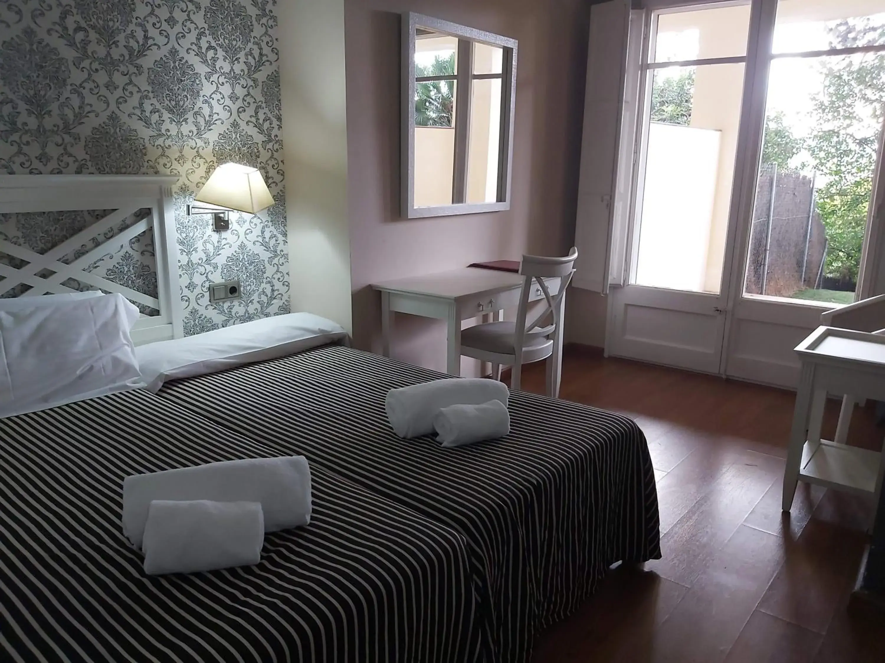 Bed in Hotel El Castell Bed in Hotel El Castell