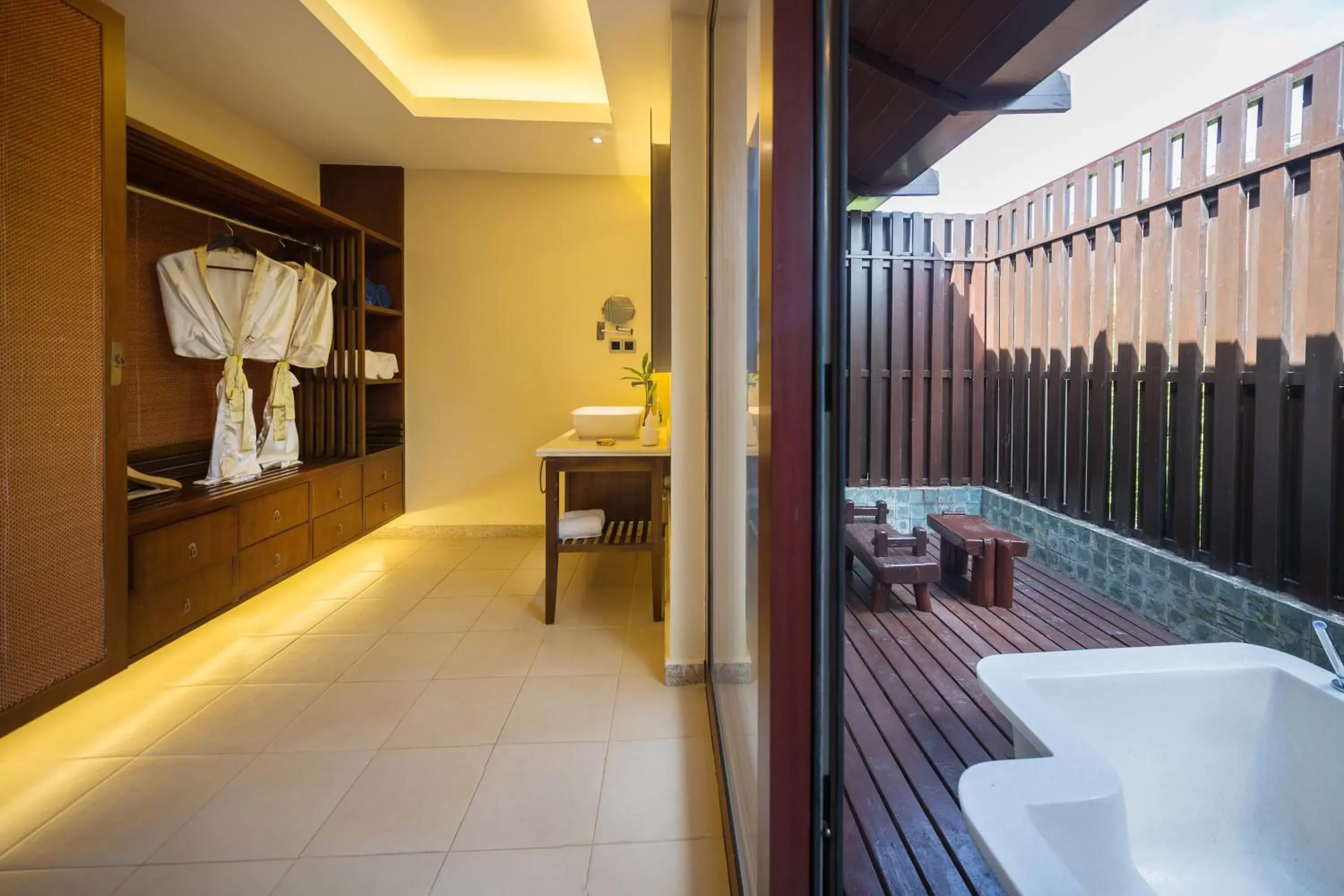 Bathroom in Sanya Yalong Bay Villas & Spa