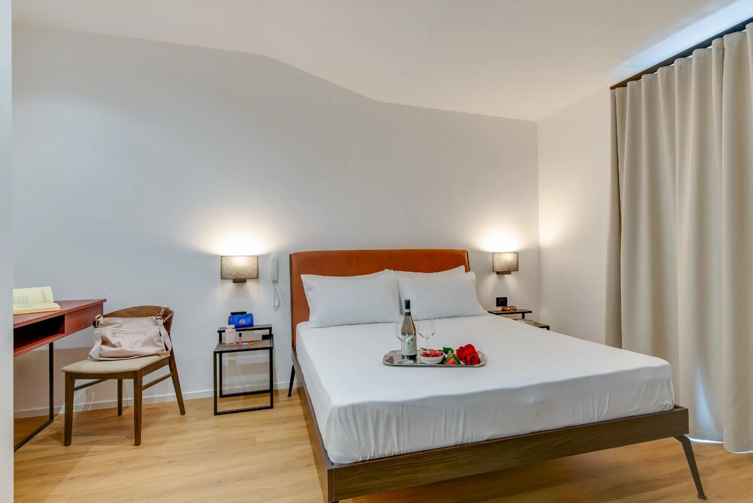 Bedroom, Bed in RoccaRegina Hotel