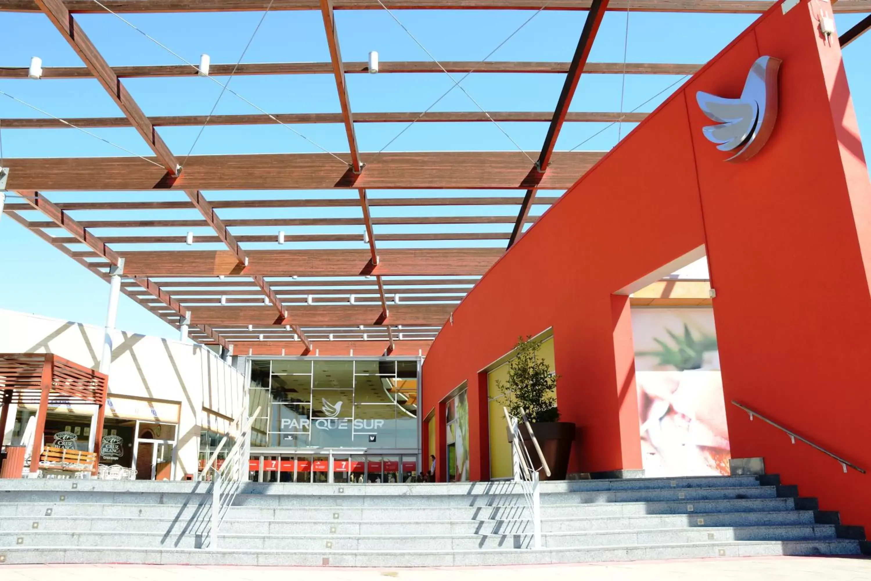 Facade/entrance in Parquesur Facade/entrance in Parquesur