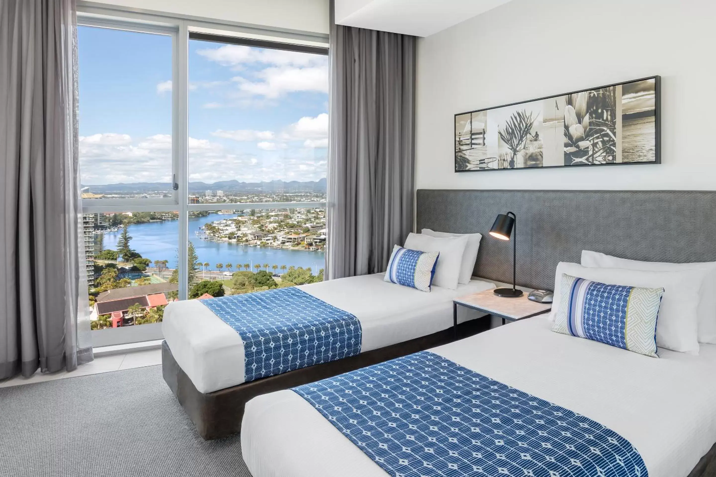 Bed in Wyndham Resort Surfers Paradise