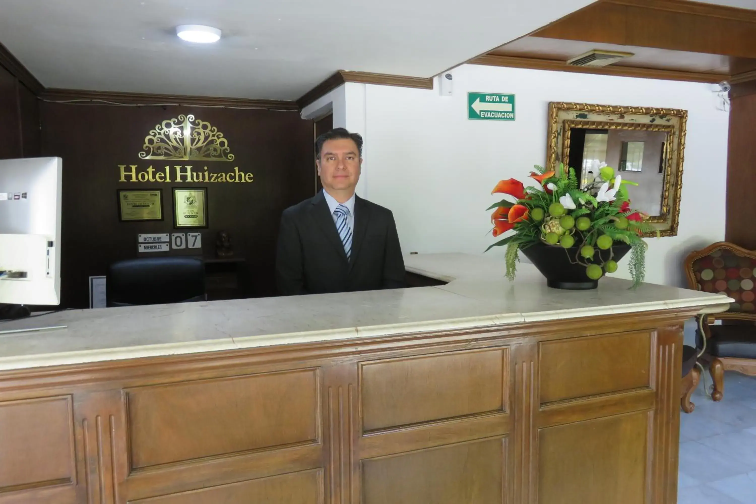 Lobby or reception, Lobby/Reception in Hotel Huizache