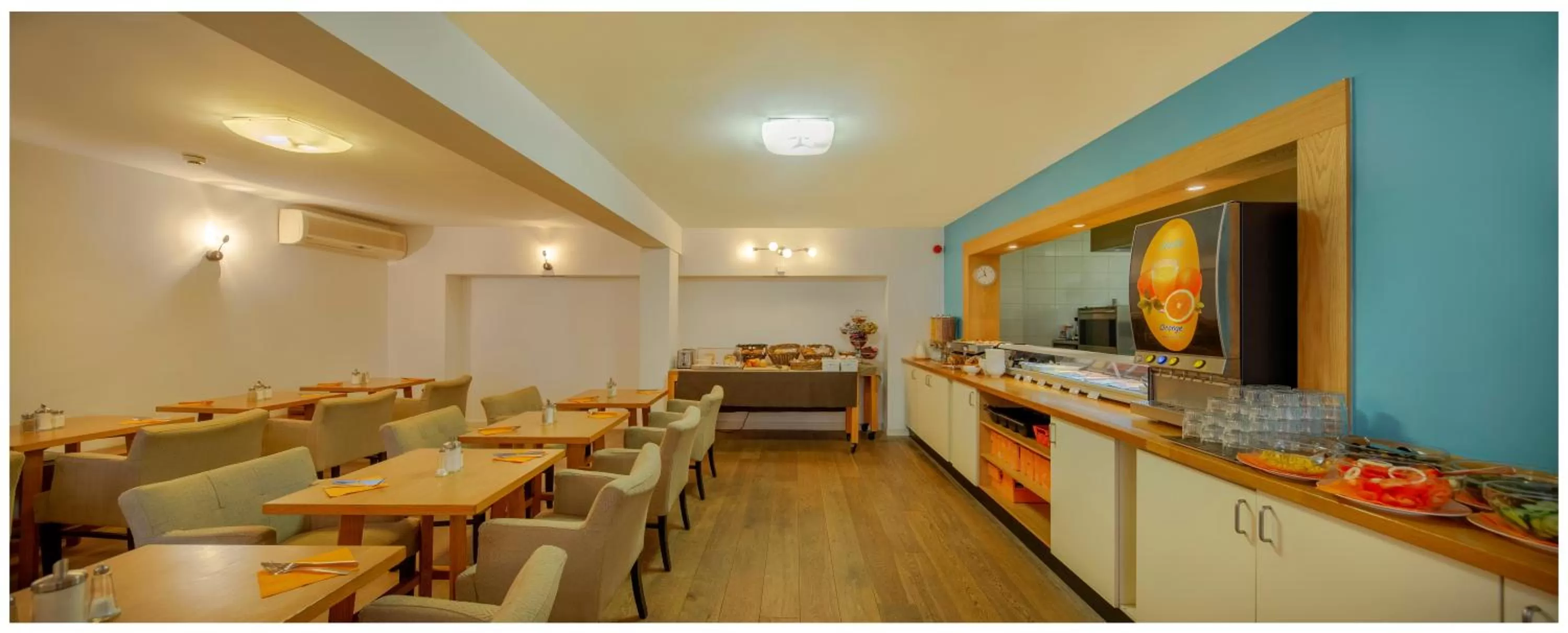 Buffet breakfast in Trip Inn Eden Antwerpen