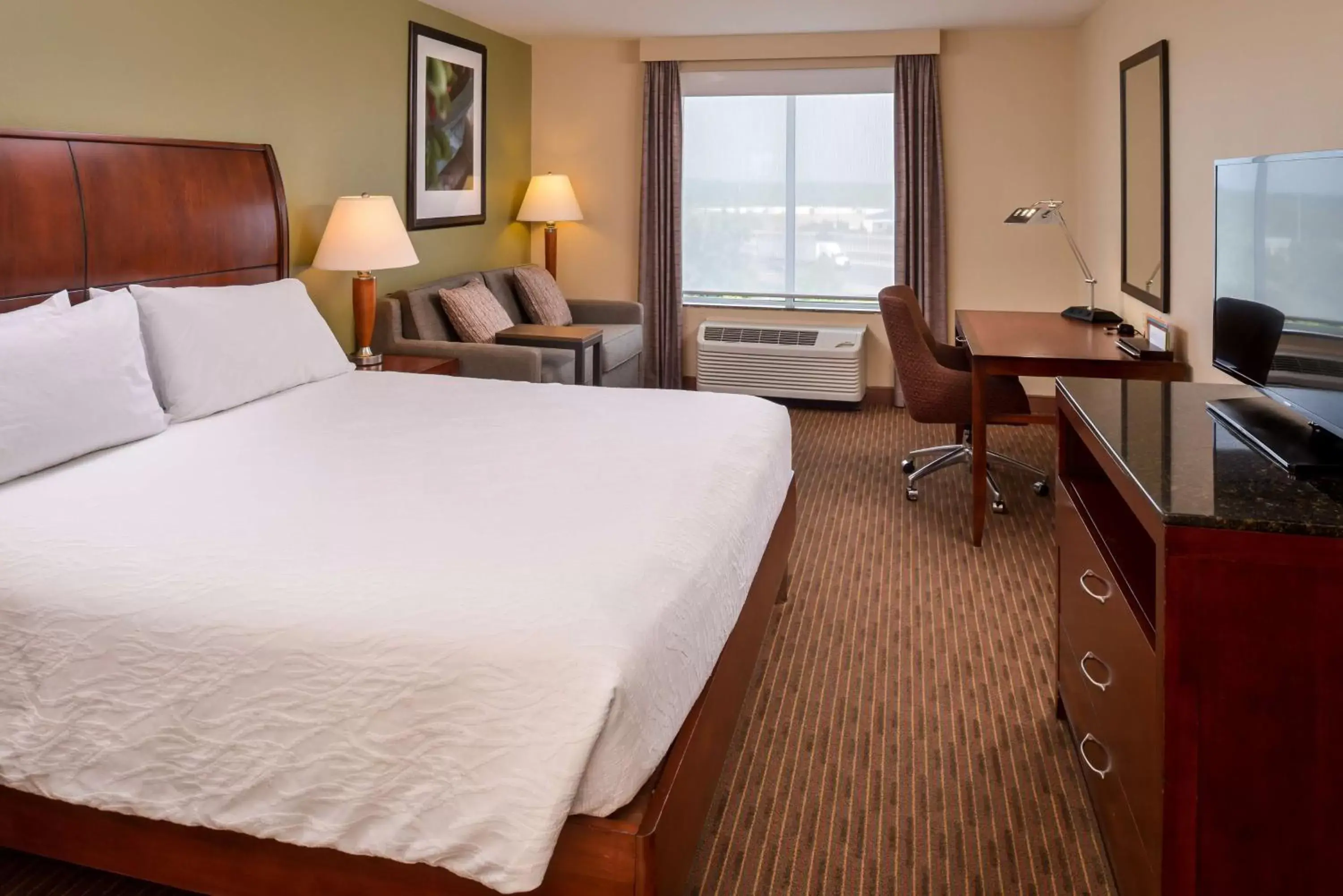 Bedroom, Bed in Hilton Garden Inn White Marsh