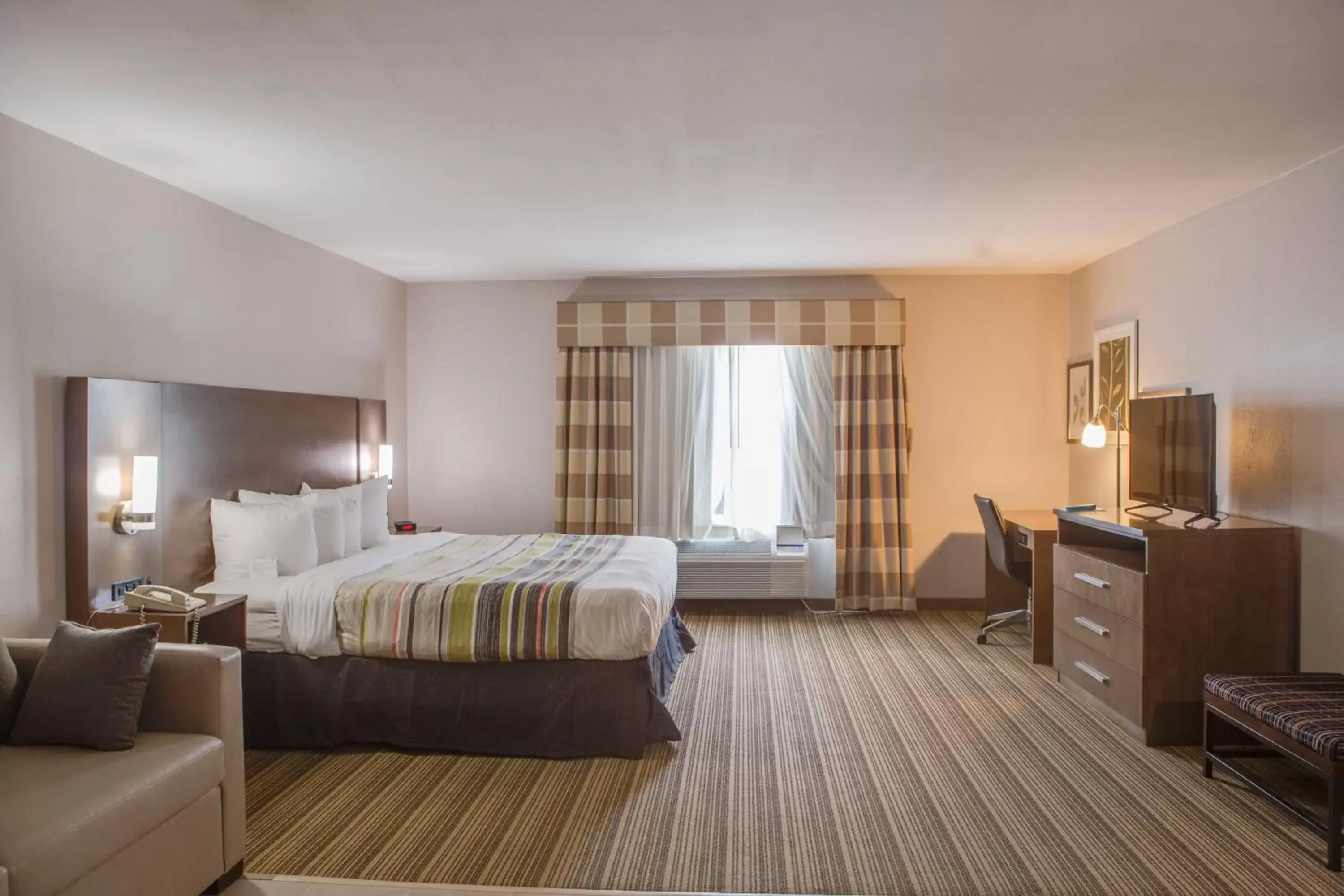 Studio King Suite - Non-Smoking in Country Inn & Suites by Radisson, Harlingen, TX Studio King Suite - Non-Smoking in Country Inn & Suites by Radisson, Harlingen, TX