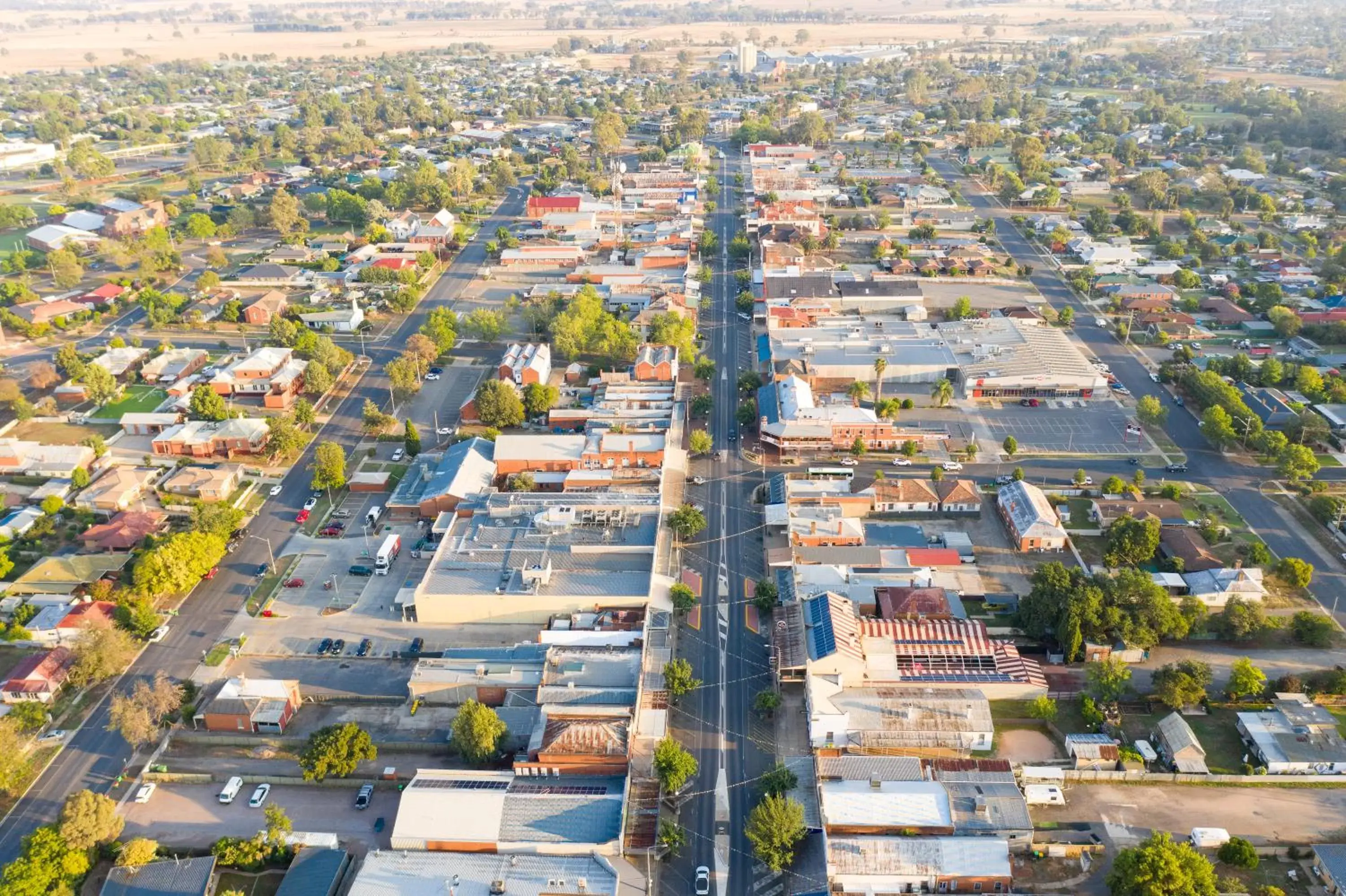 Bird's-eye View in Statesman Motor Inn