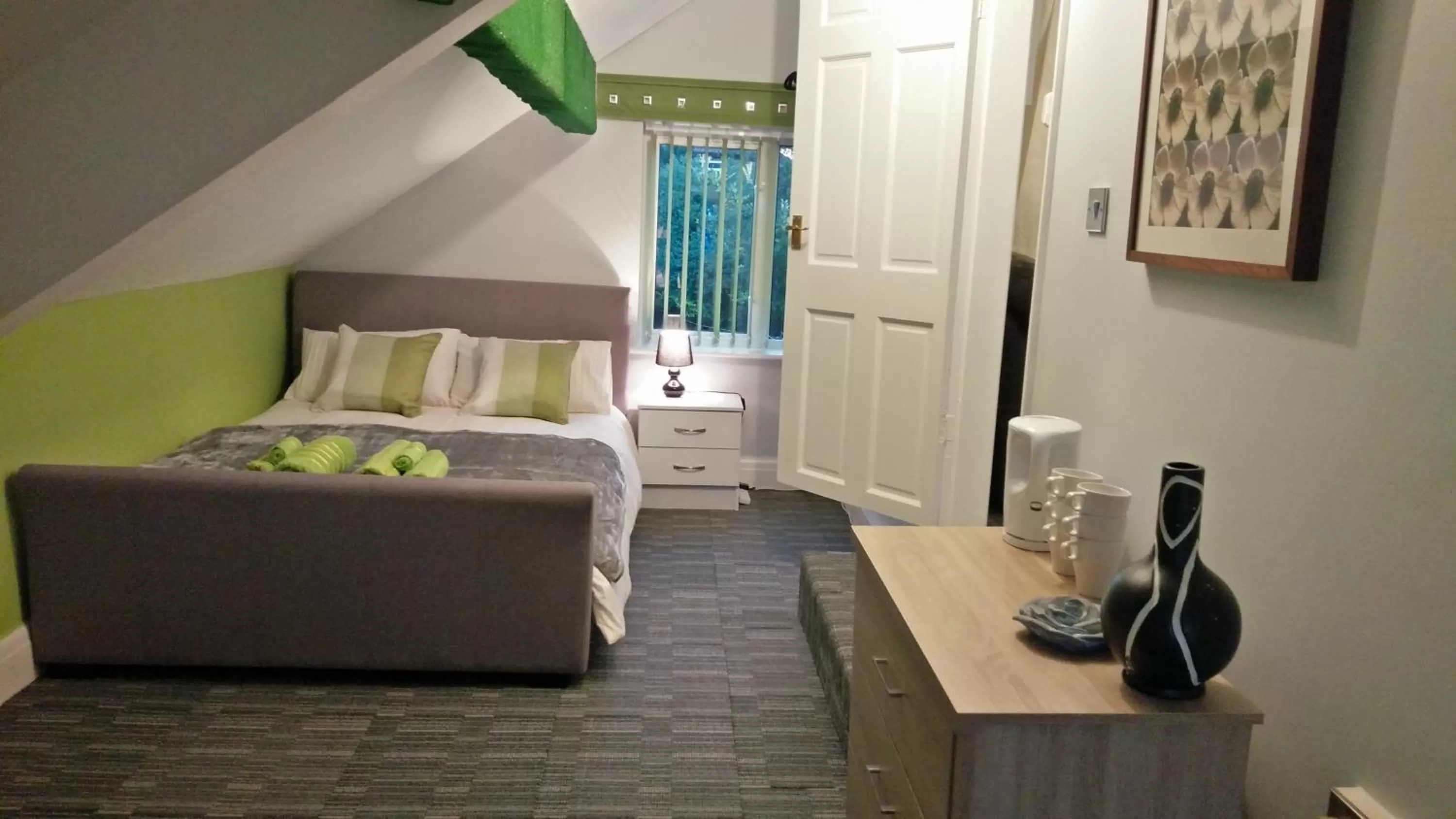 Photo of the whole room, Bed in Old Trafford Guest House