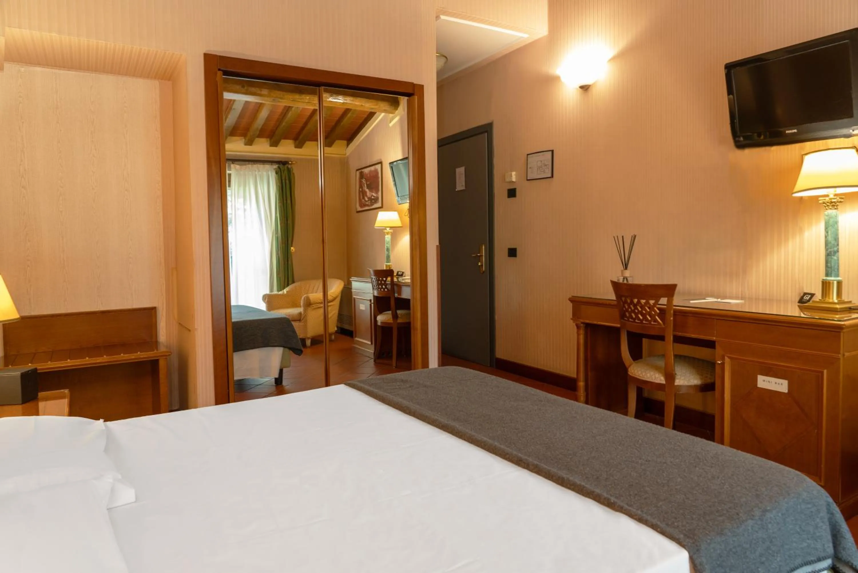 Photo of the whole room in Hotel Panama