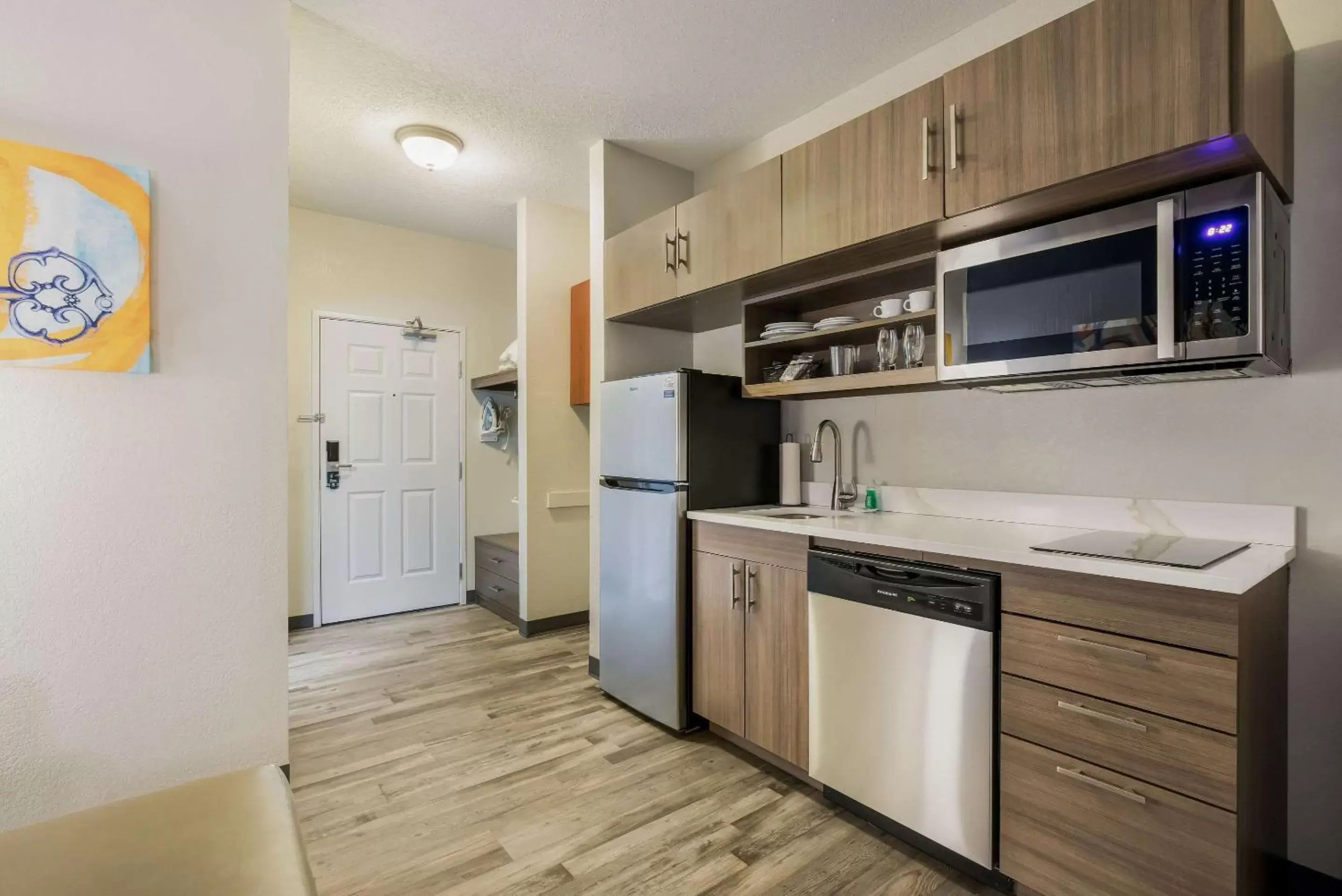 Bedroom, Kitchen/Kitchenette in MainStay Suites Joliet I-55