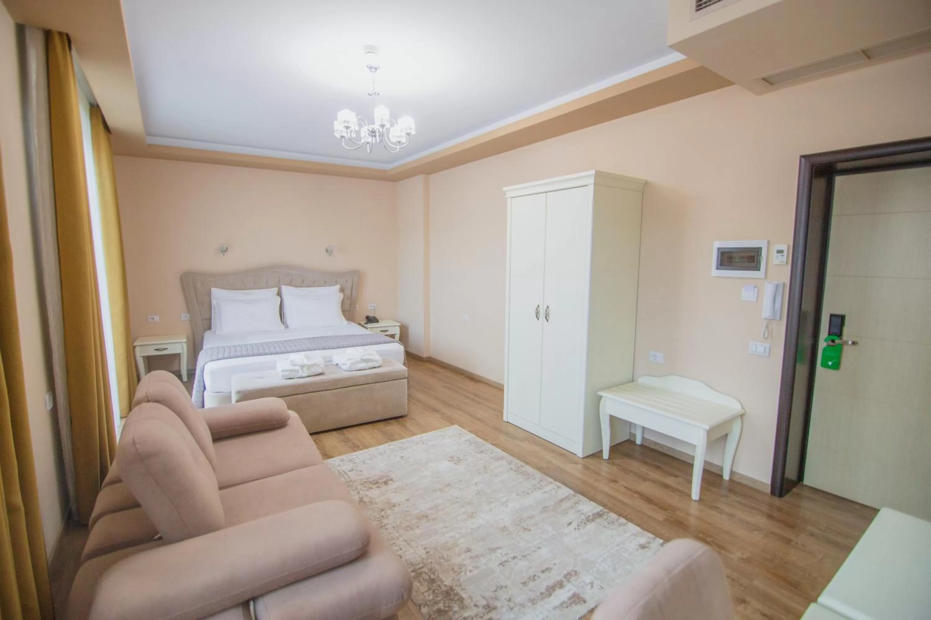 Bed in Christi's Hotel Borova