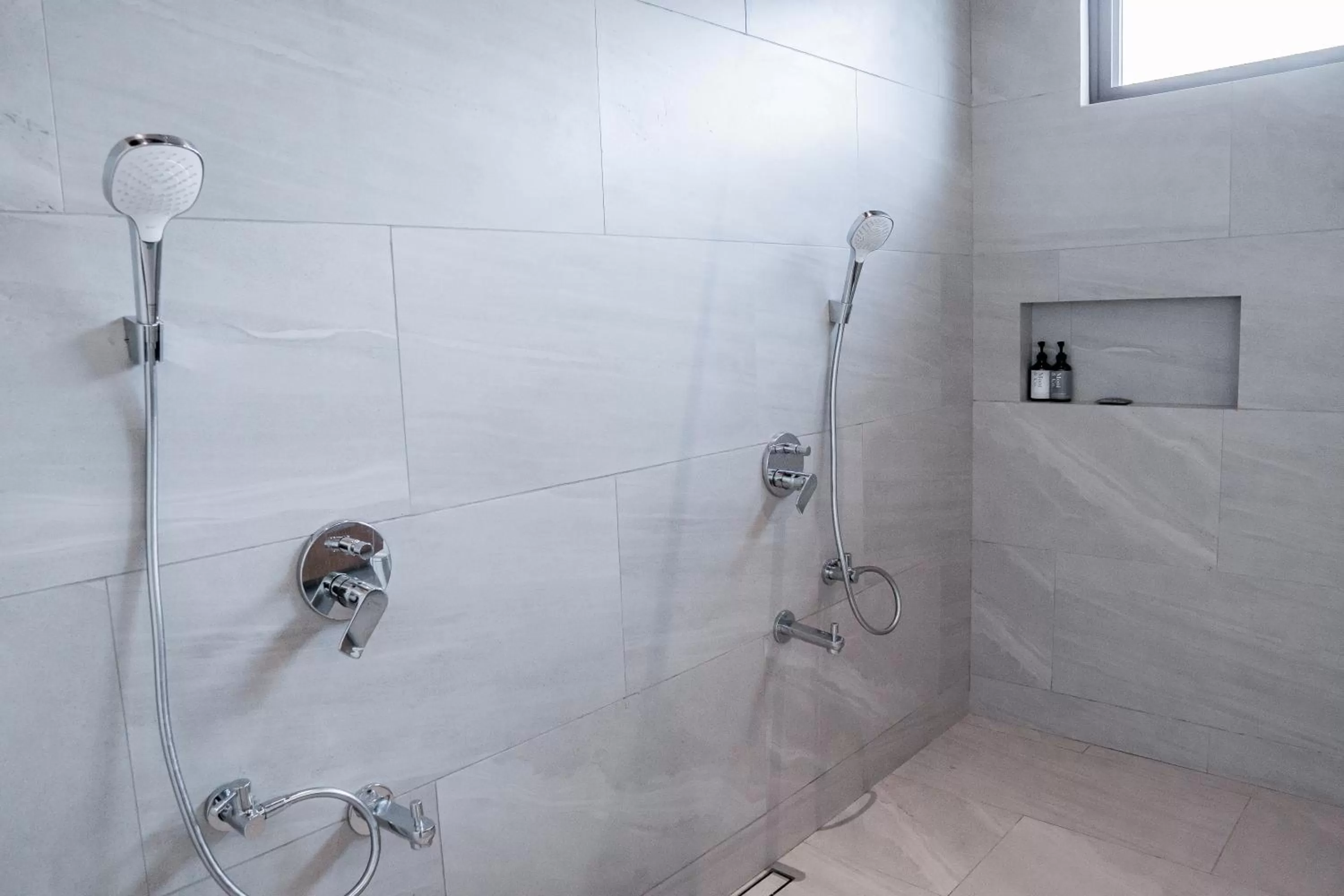 Bathroom in Charlie's El Nido Managed by HII