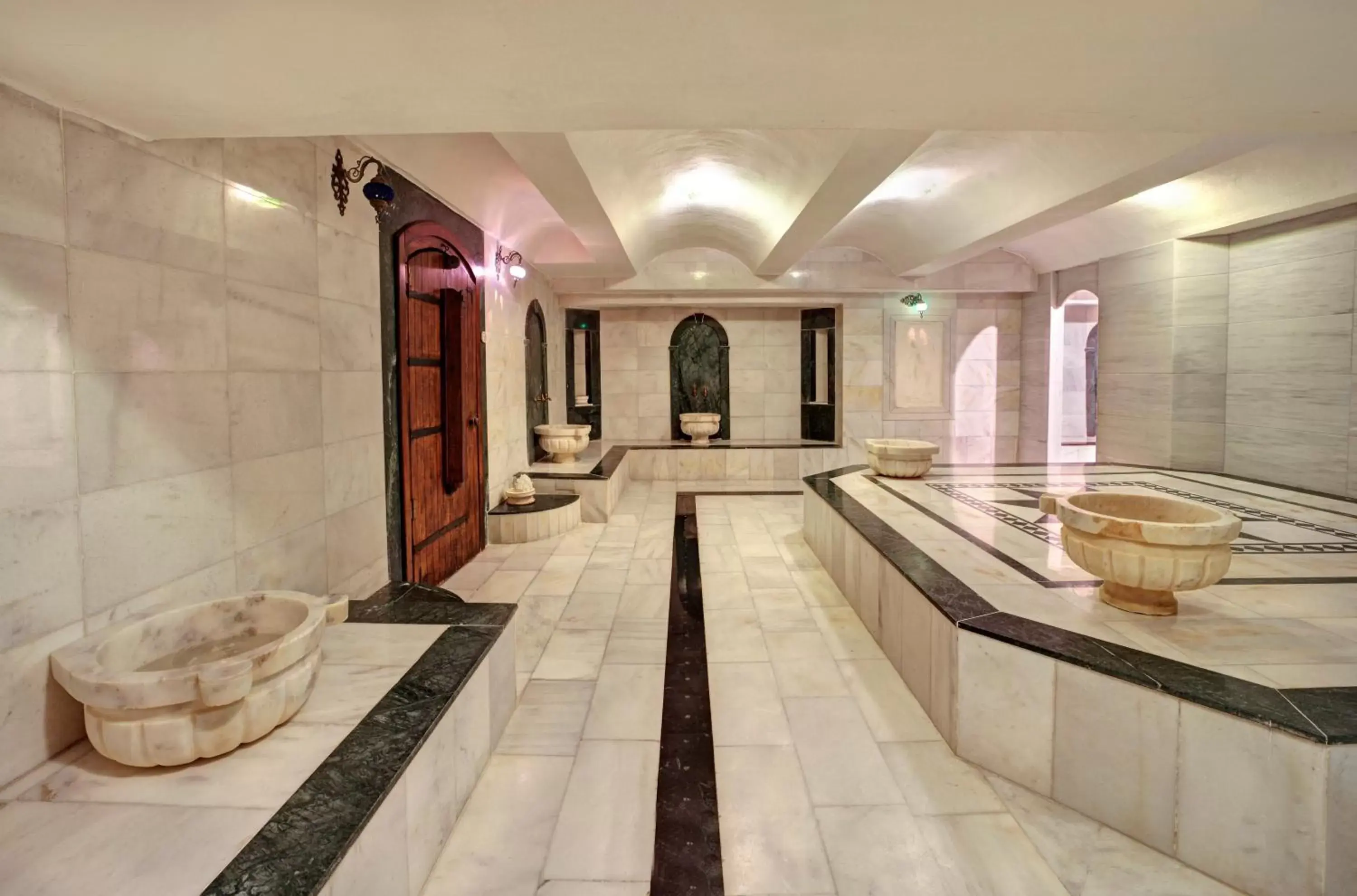 Spa and wellness centre/facilities, Swimming Pool in Legacy Ottoman Hotel