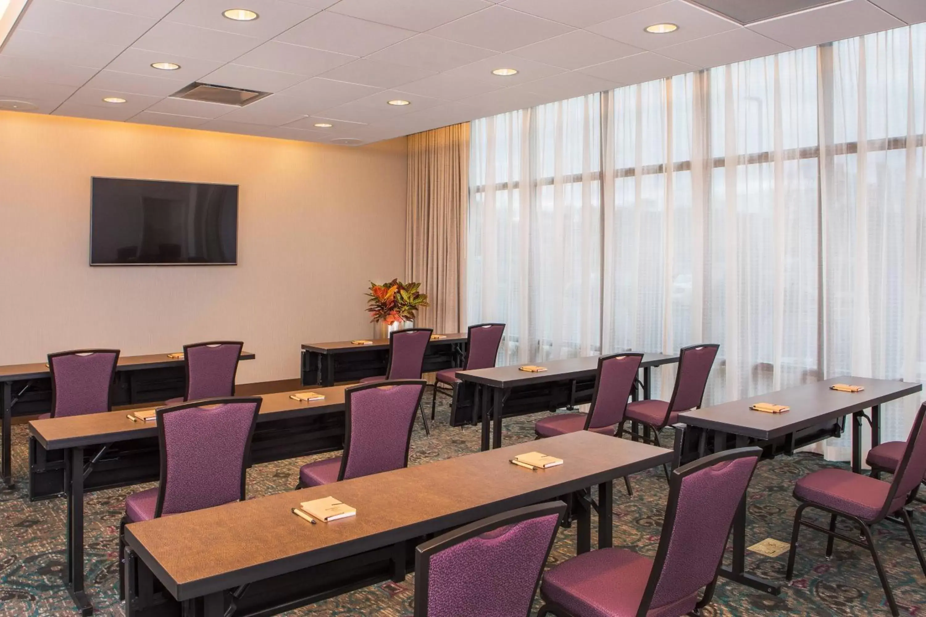 Meeting/conference room in Residence Inn by Marriott Boston Braintree