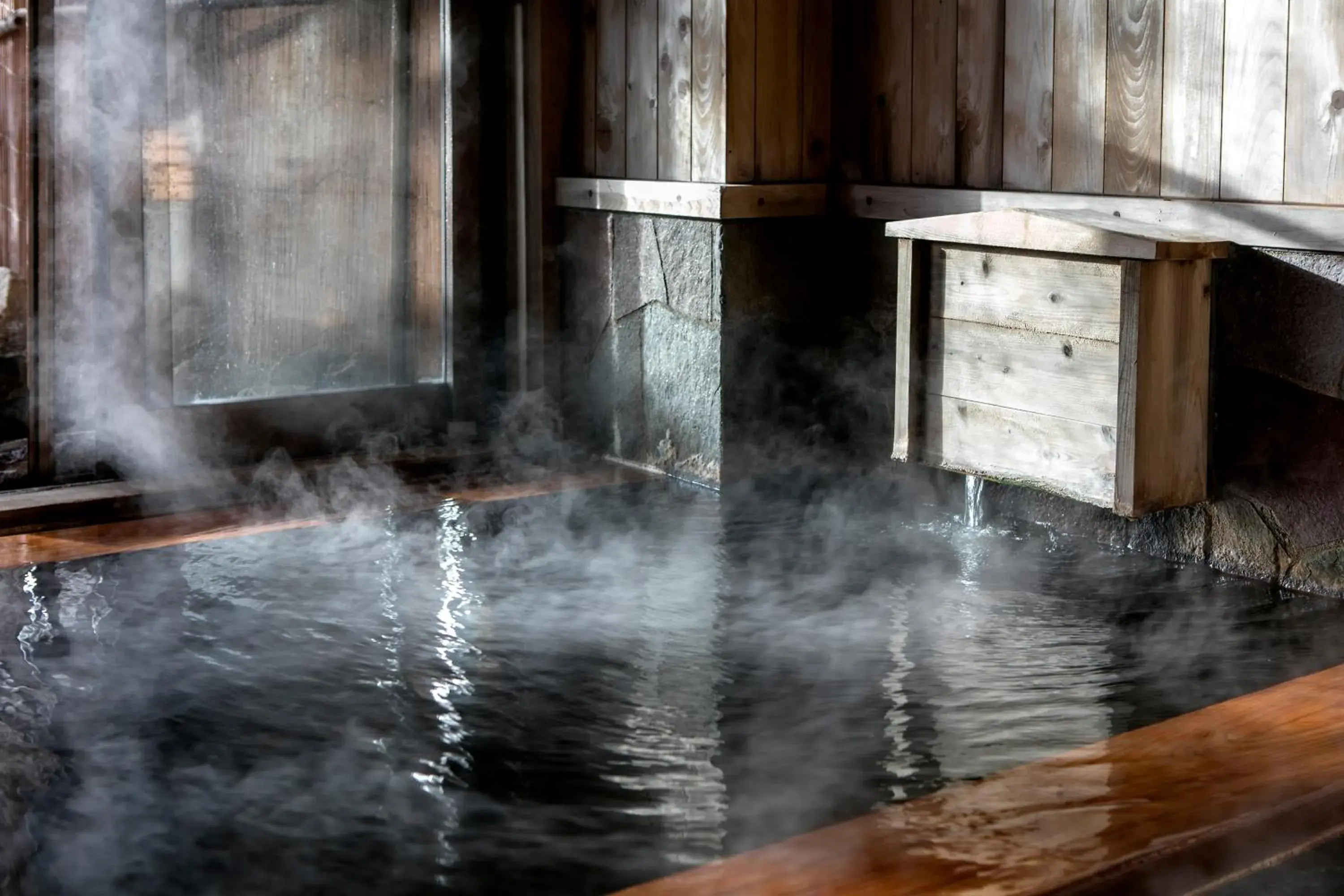 Hot Spring Bath in Ryokan Warabino