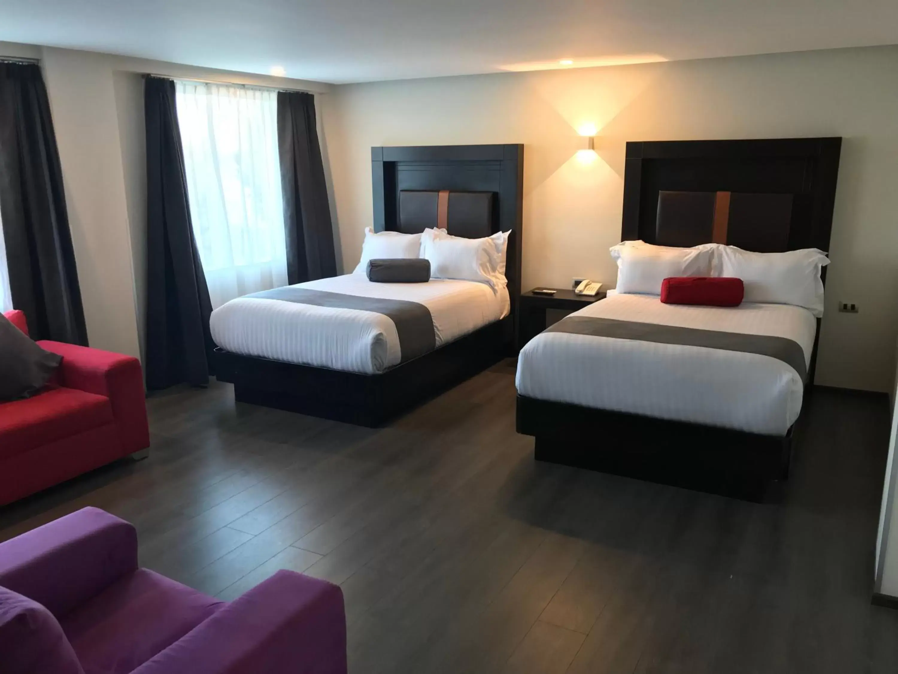 Bedroom, Bed in Best Western Plus Metepec & Suites