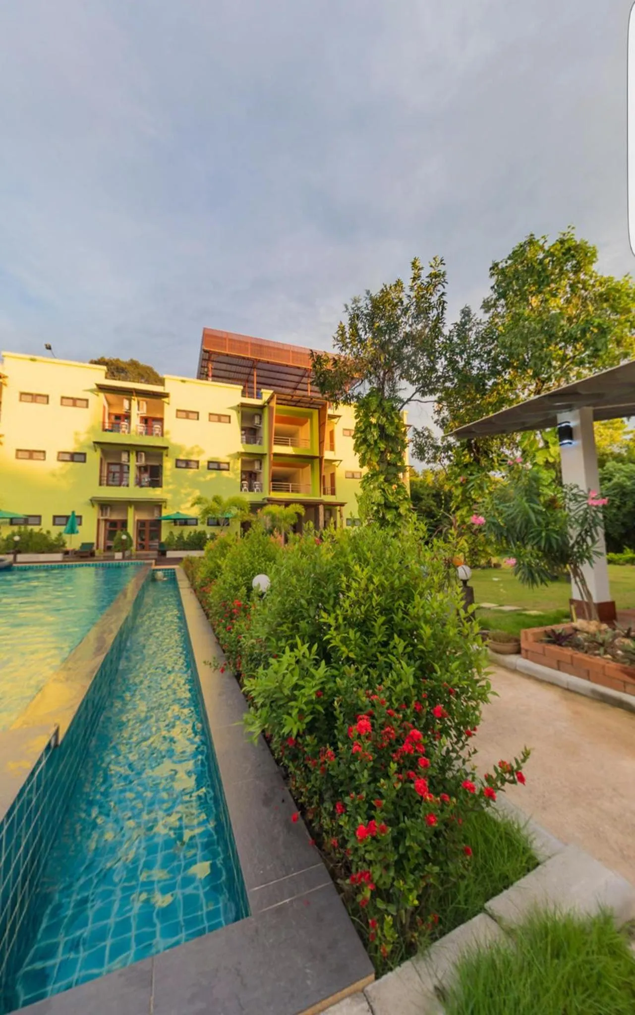 Morakot Lanta Resort