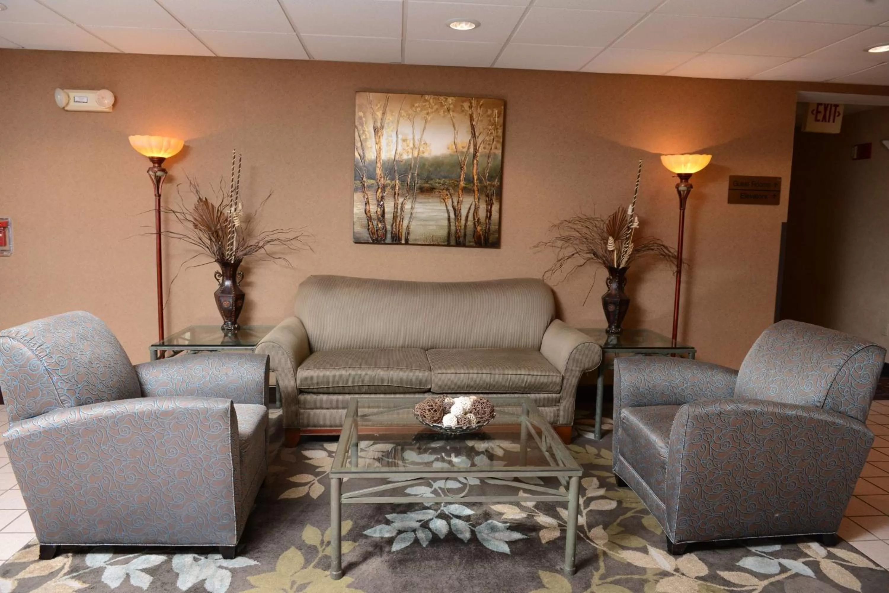 Lobby or reception in SureStay Hotel by Best Western Robinsonville Tunica
