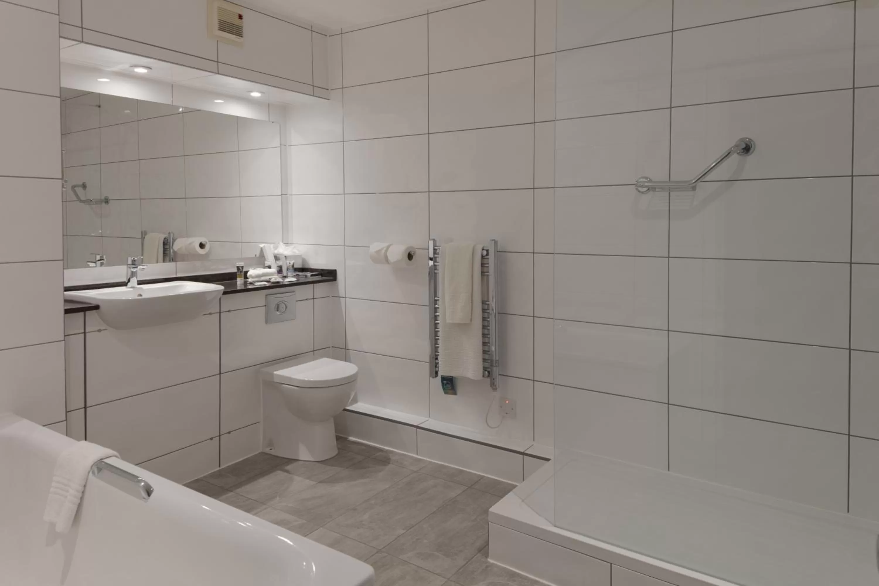 Shower in Albrighton Hall Hotel and Spa, a member of Radisson Individuals