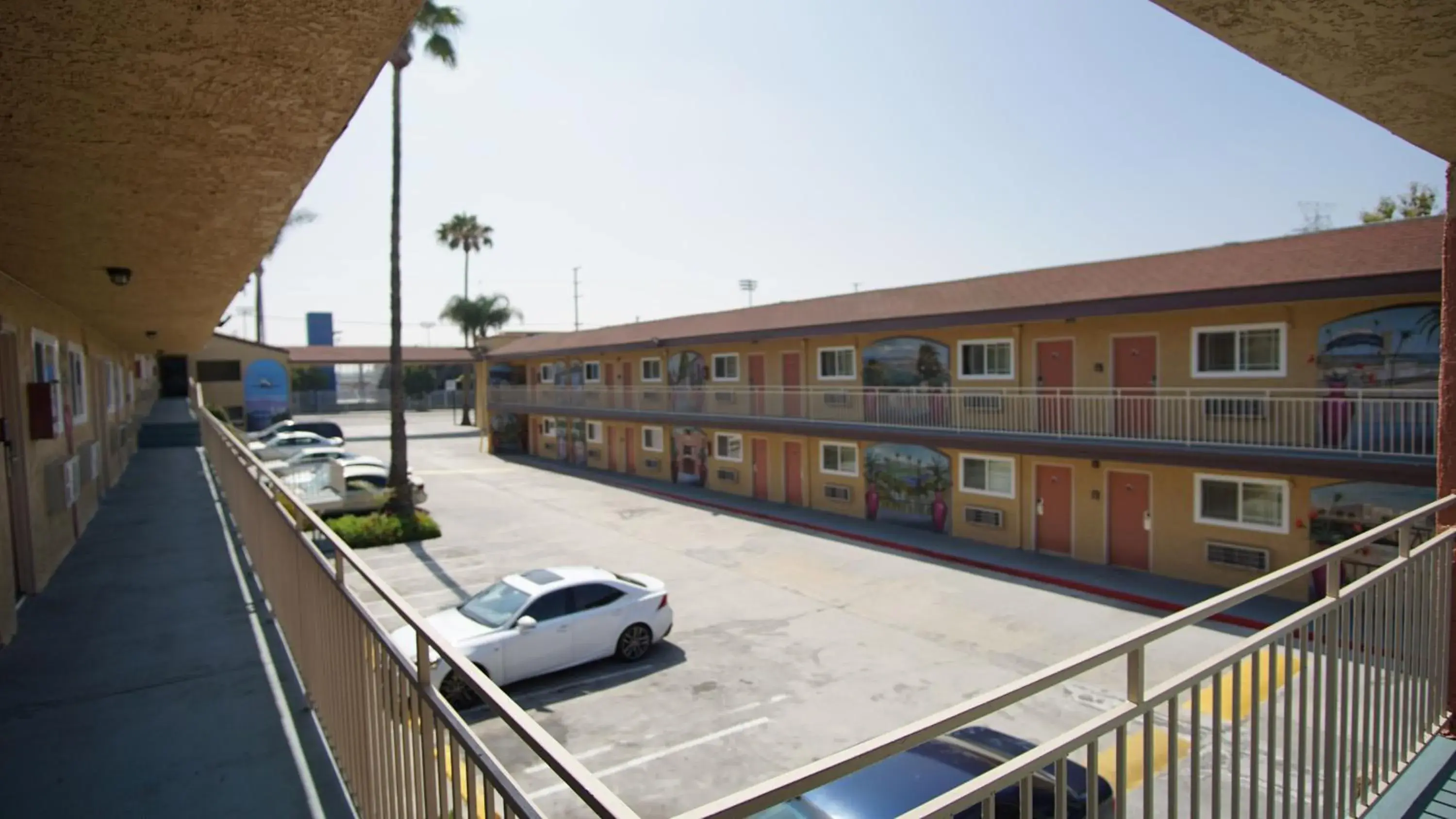 Balcony/Terrace in Los Angeles Inn & Suites - LAX