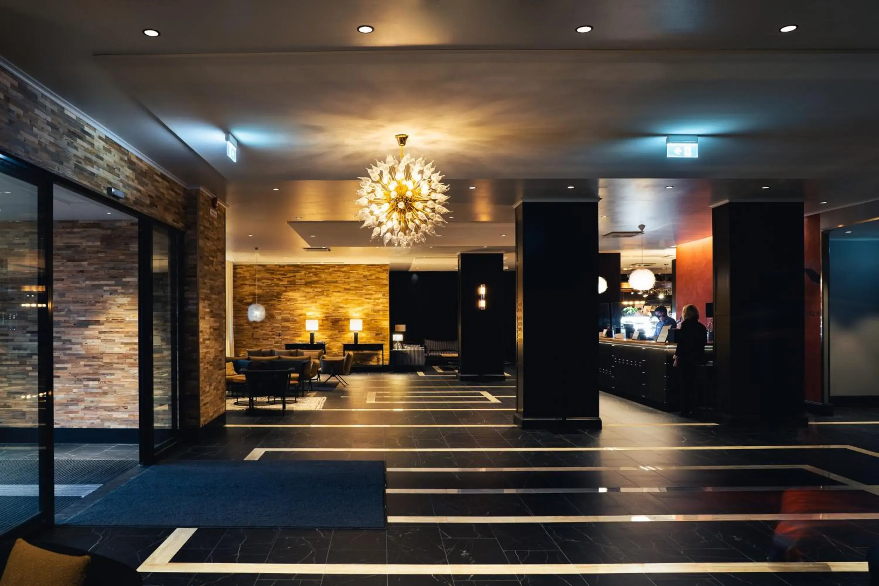 Lobby or reception in Original Sokos Hotel Kimmel Joensuu