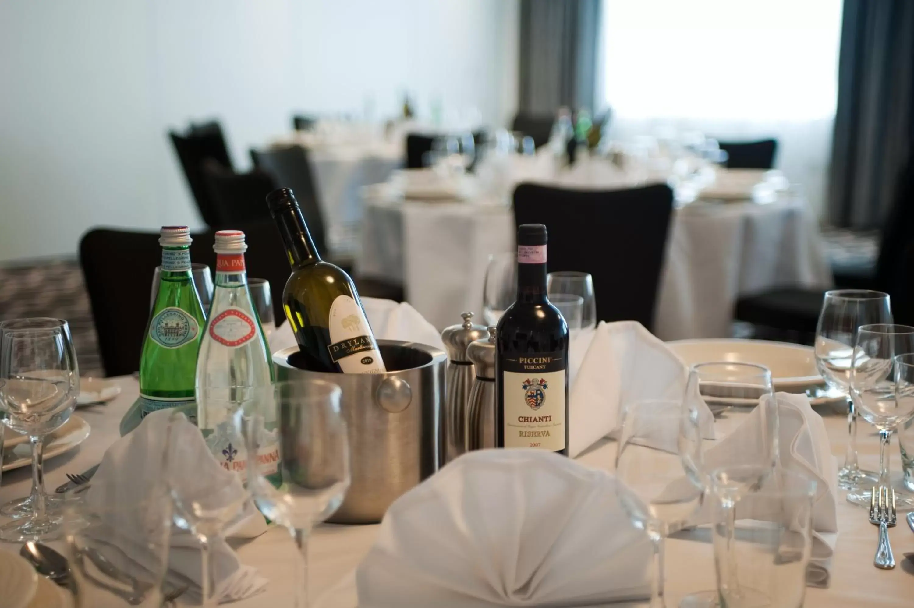 Banquet/Function facilities, Restaurant/Places to Eat in Holiday Inn Derby Riverlights, an IHG Hotel