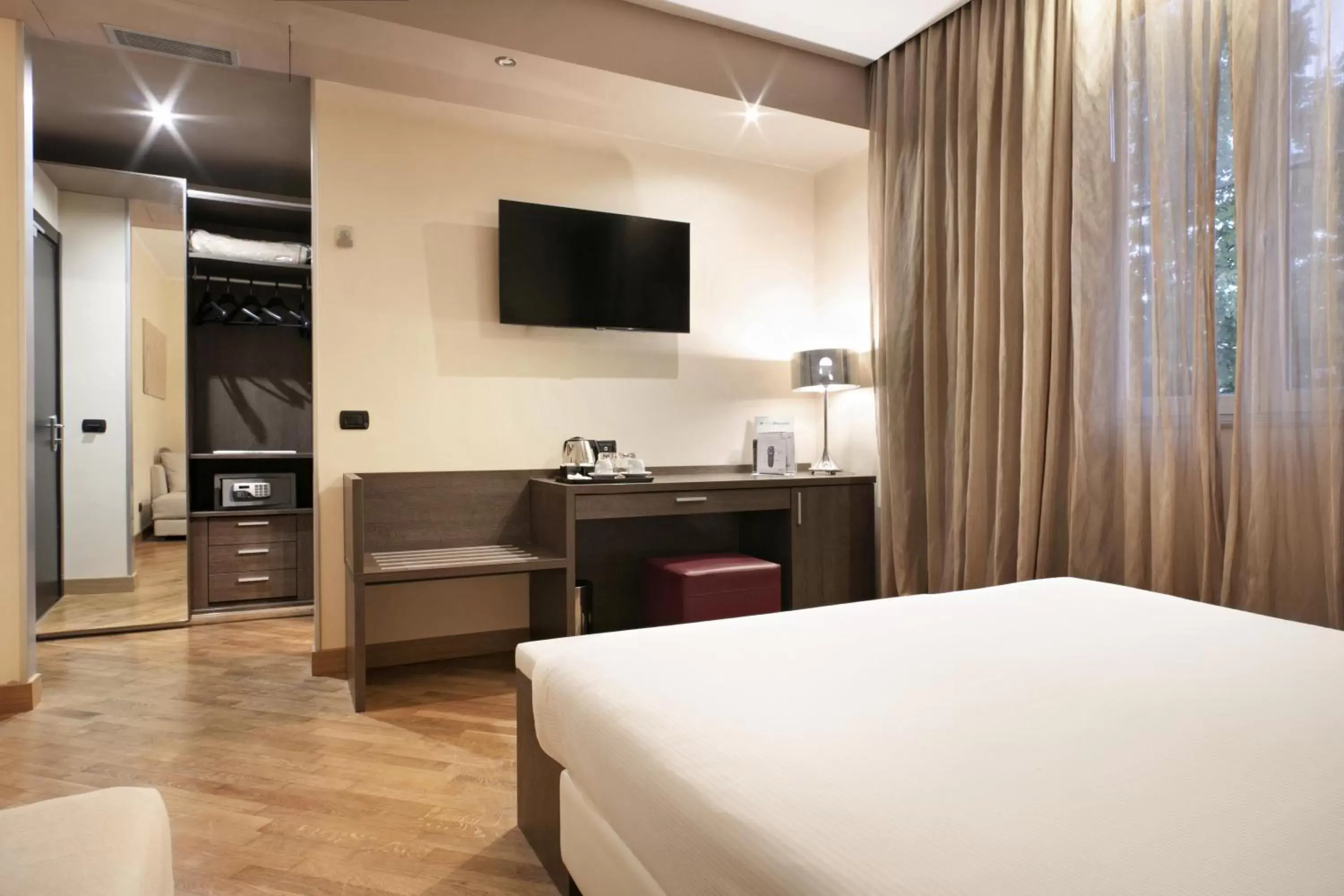TV and multimedia, Bed in Hotel & Spa Villa Mercede