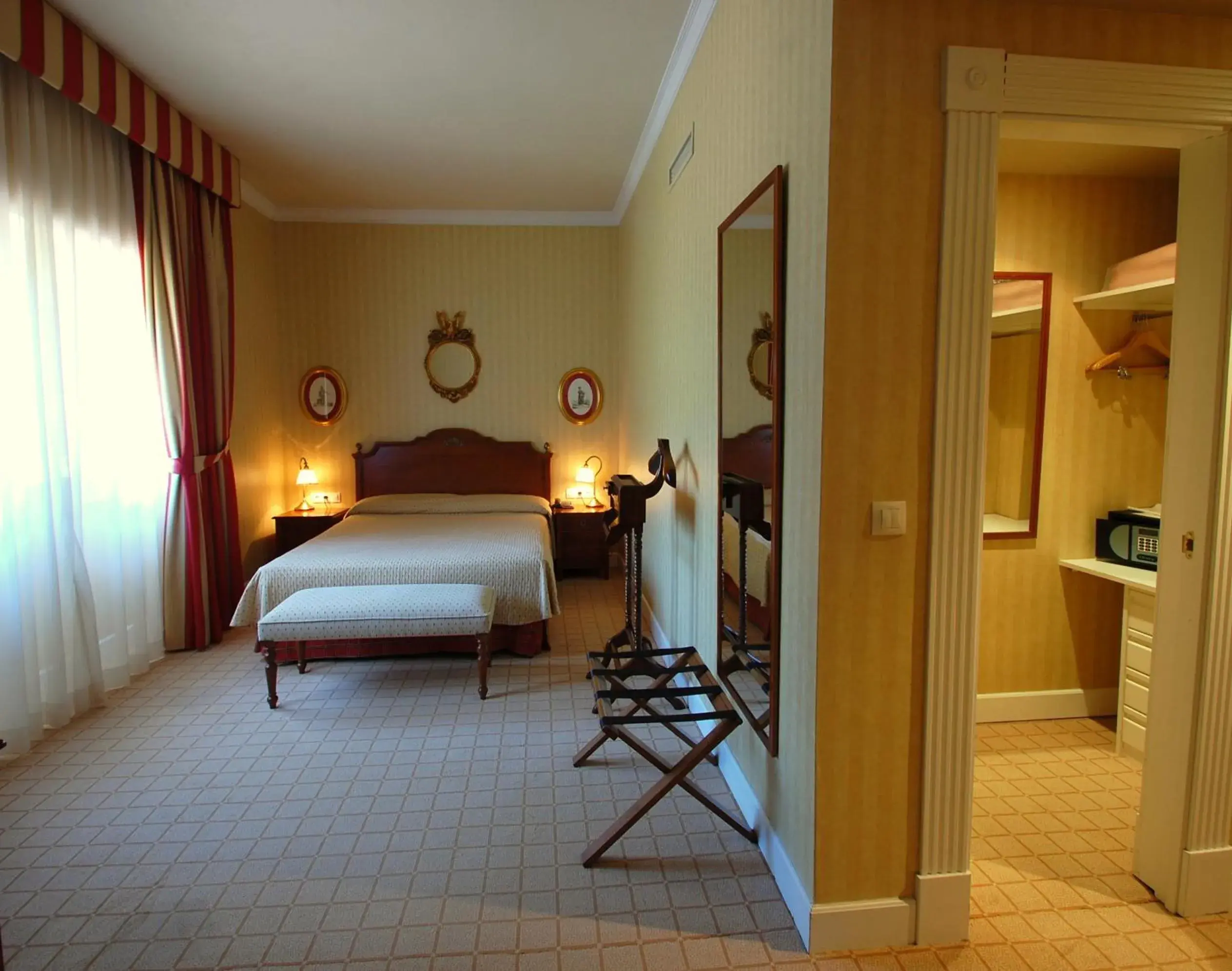 Executive Double Suite in Arcea Gran Hotel Pelayo