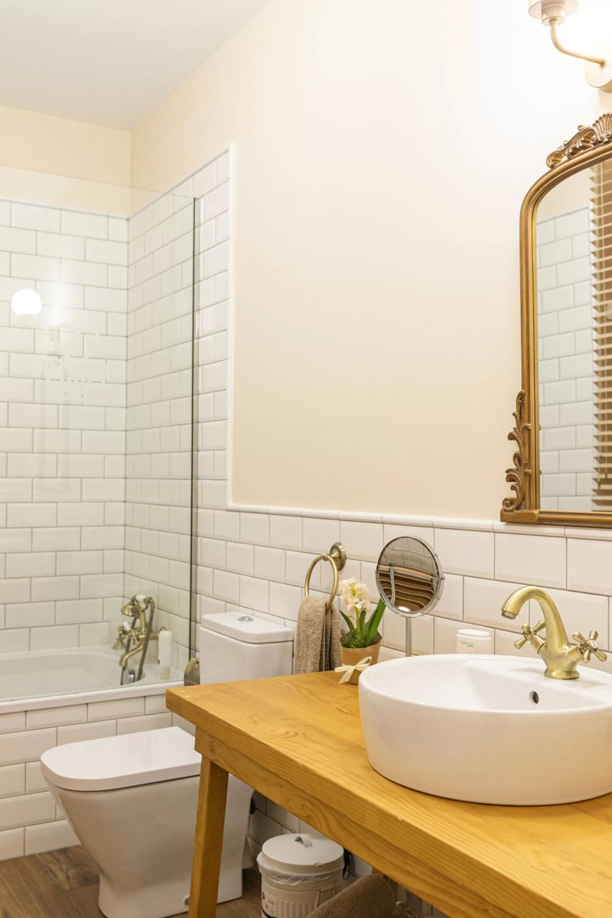 Shower in Hotel Rural Ohana