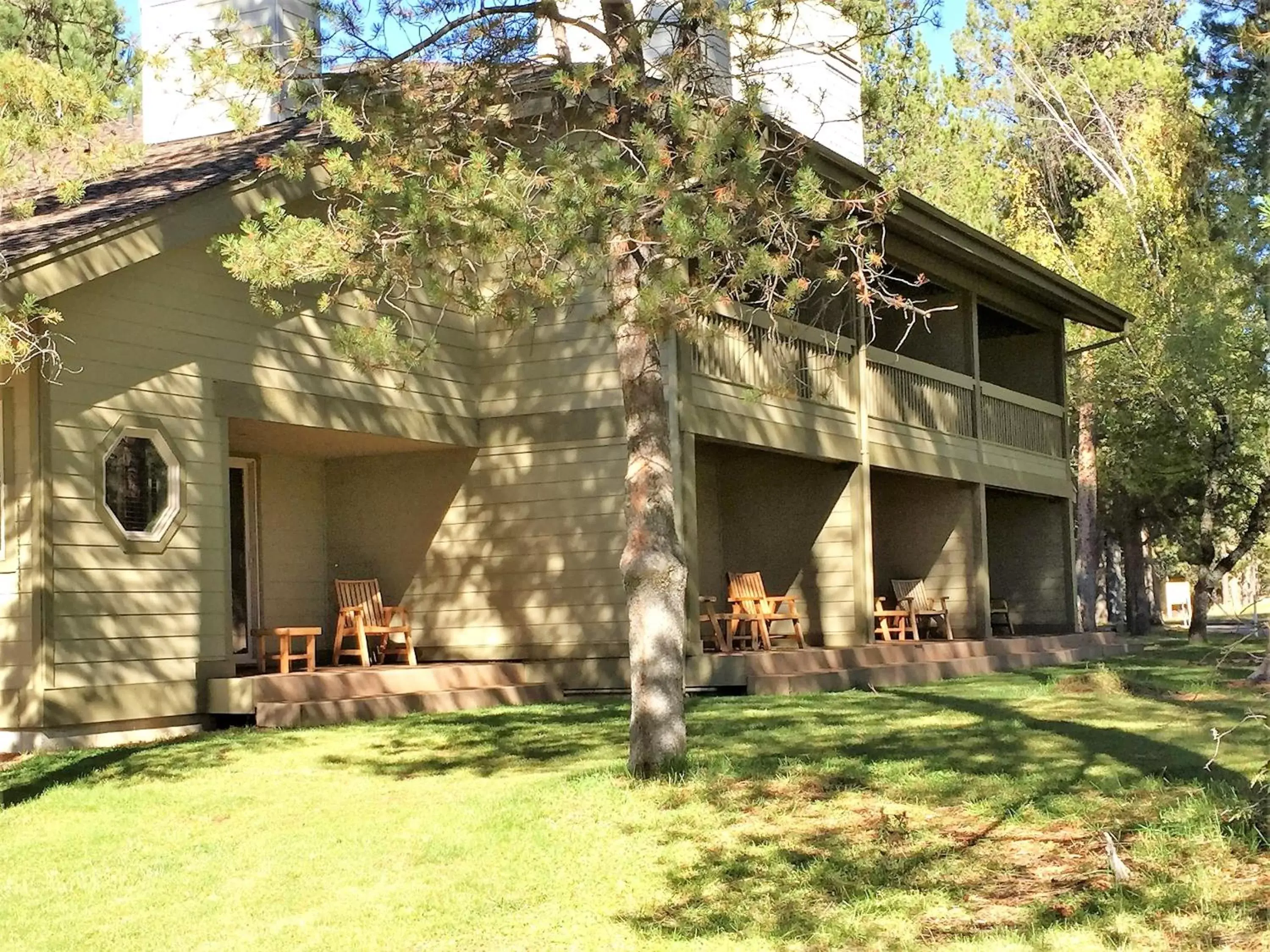 Property Building in The Pines at Sunriver