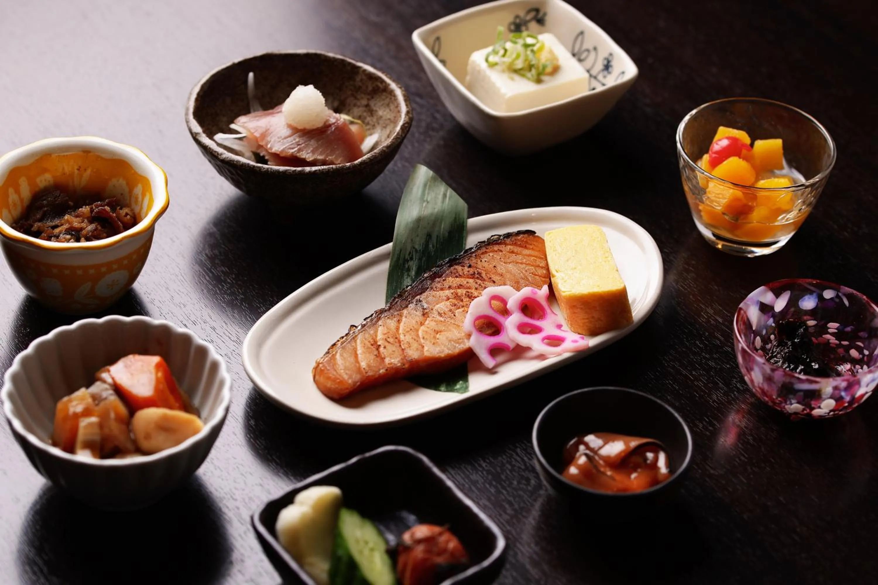 Restaurant/places to eat in HOTEL MYSTAYS Sakaisuji Honmachi