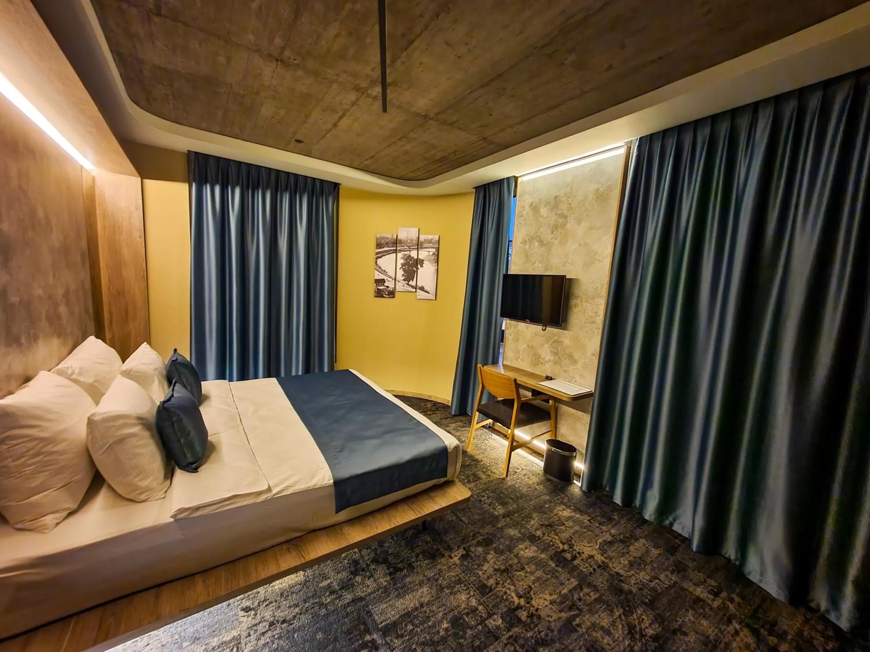 Bed in Hotel City Code