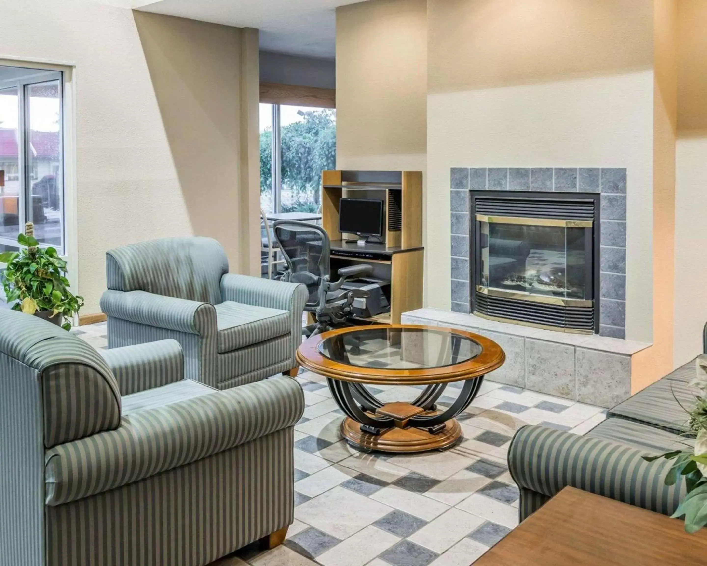 Lobby or reception in Quality Inn Kalamazoo near Wings Stadium Lobby or reception in Quality Inn Kalamazoo near Wings Stadium