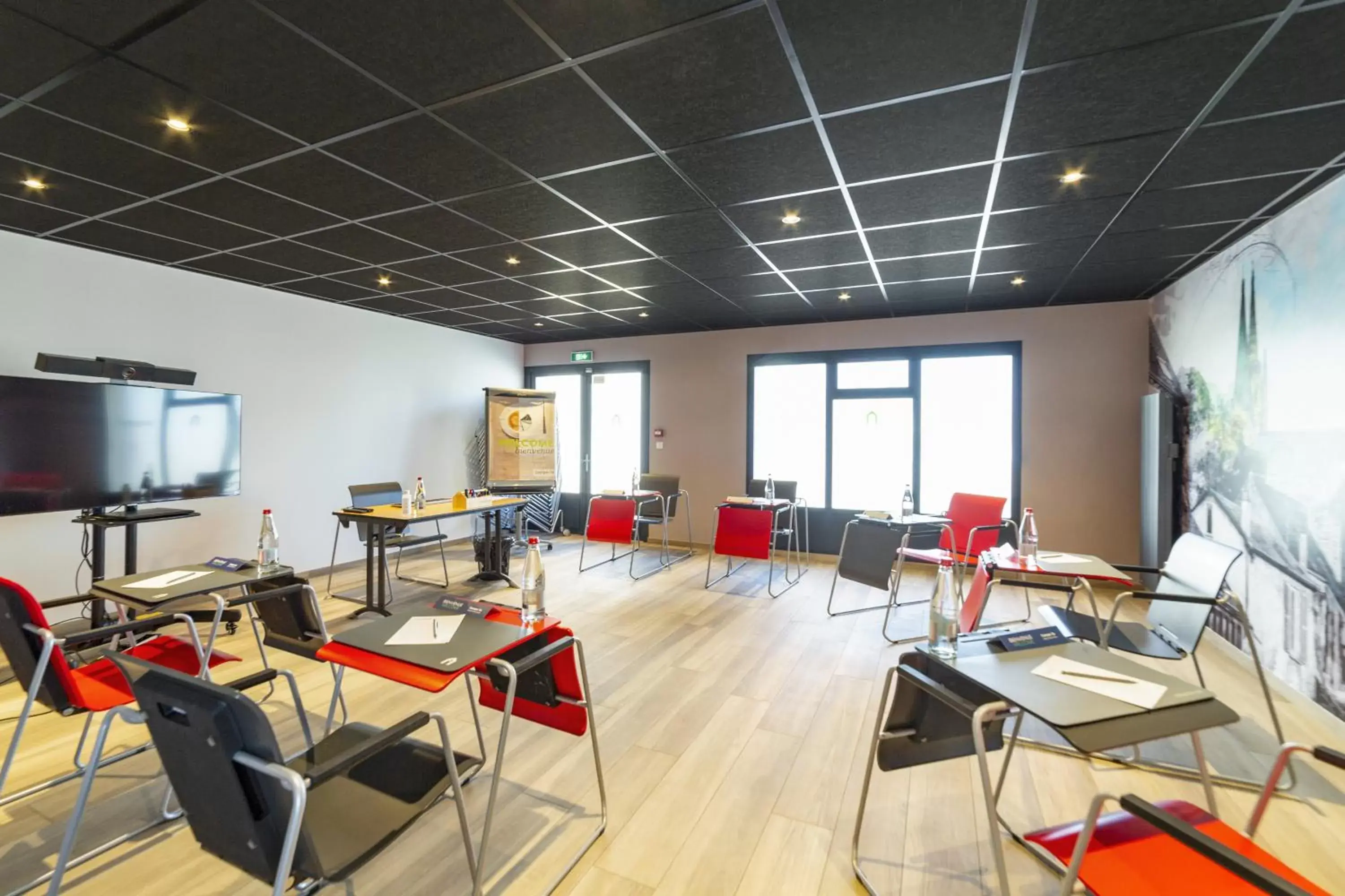 Meeting/conference room, Restaurant/Places to Eat in Campanile Chartres