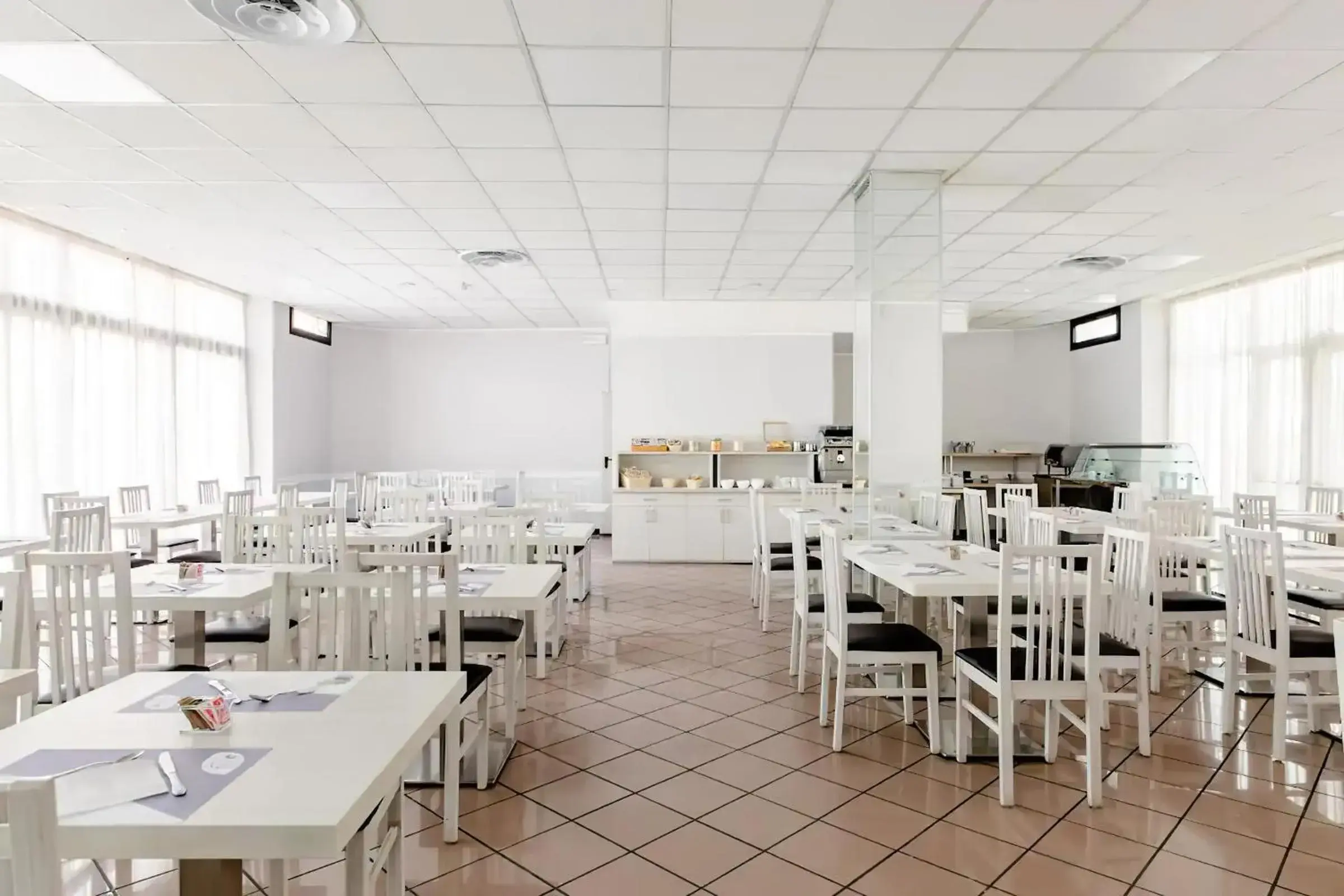 Lounge or bar, Restaurant/Places to Eat in Hotel Villa Argia Rimini