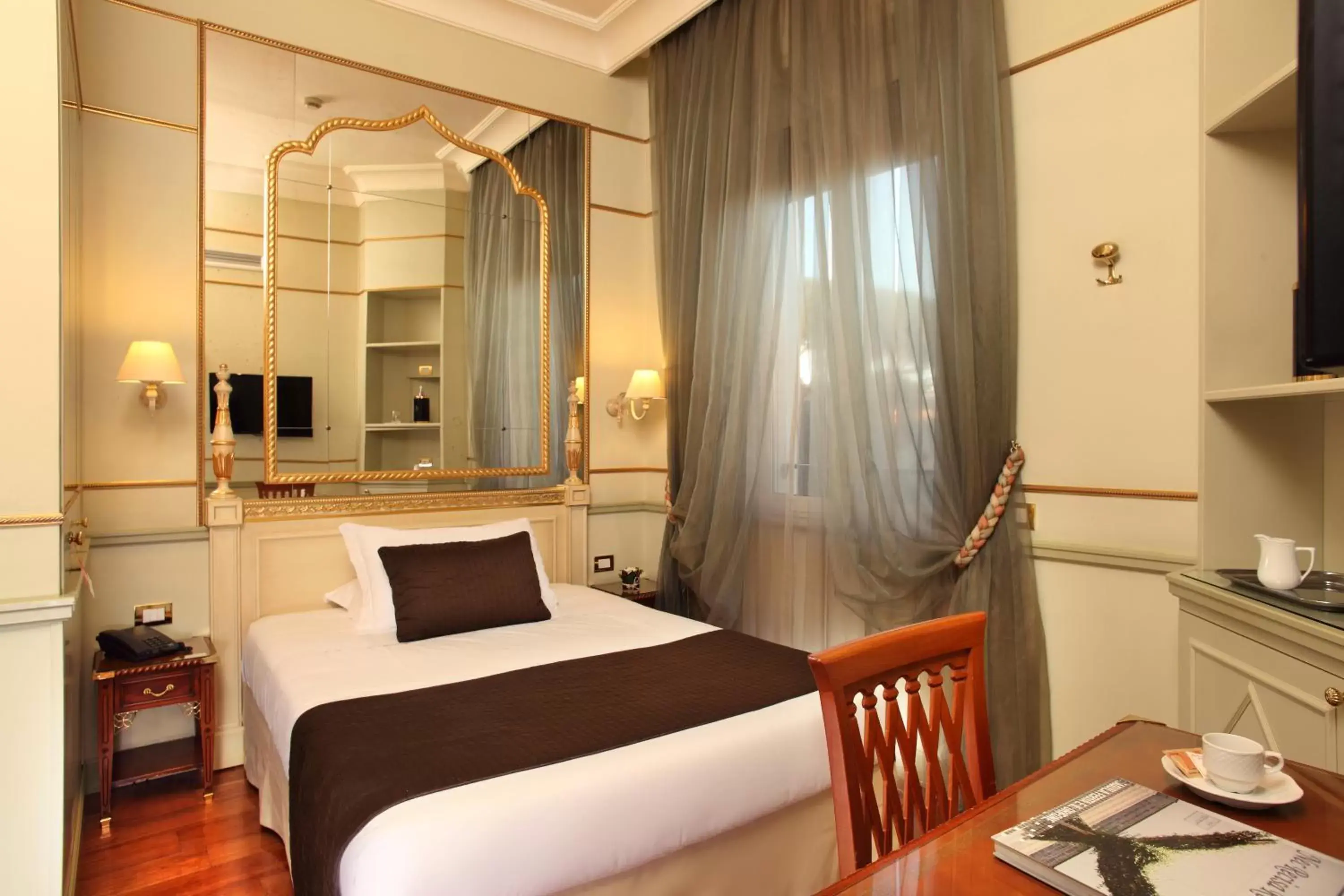Photo of the whole room, Bed in Hotel Degli Aranci
