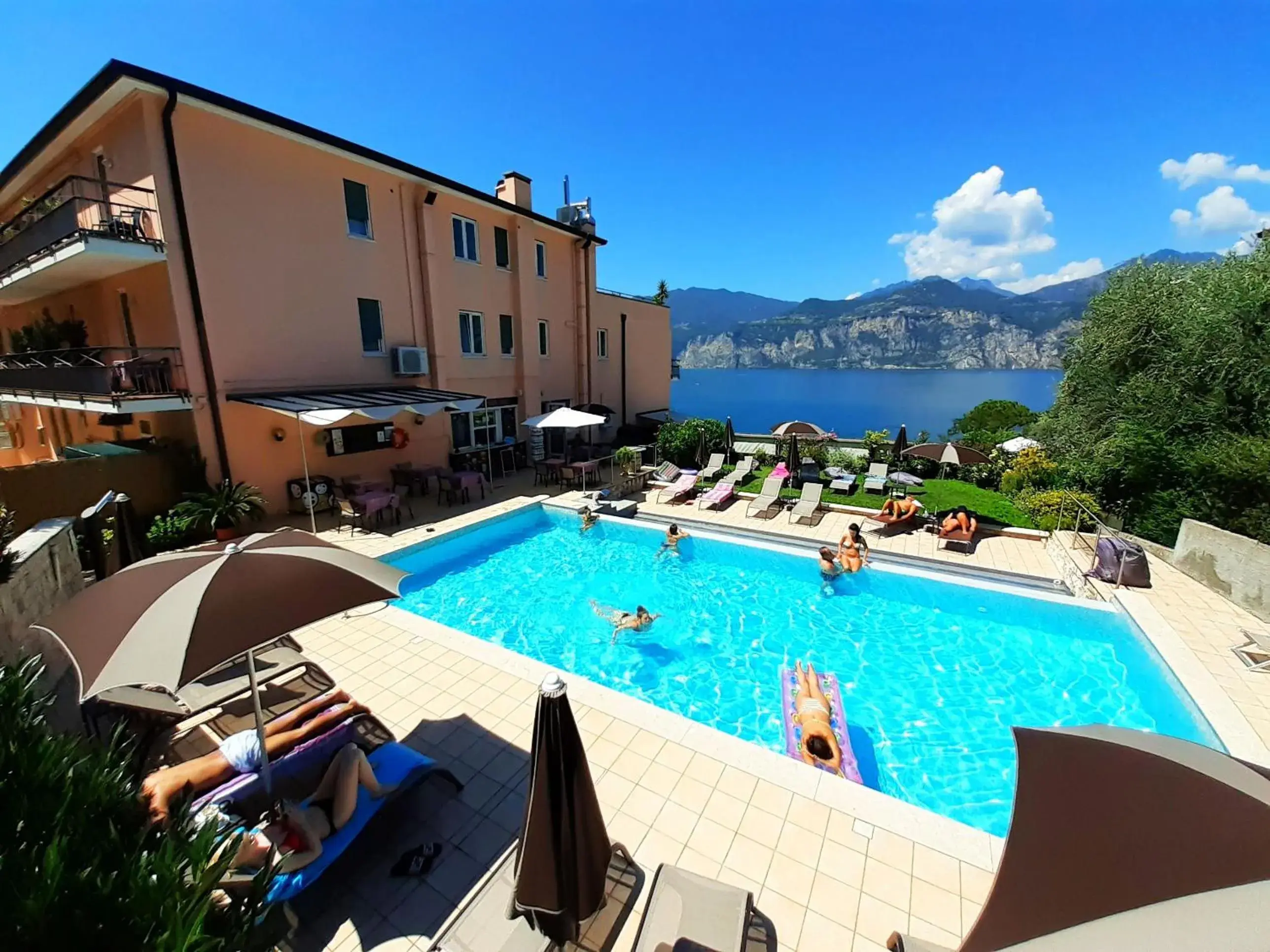 Swimming Pool in Hotel Antonella