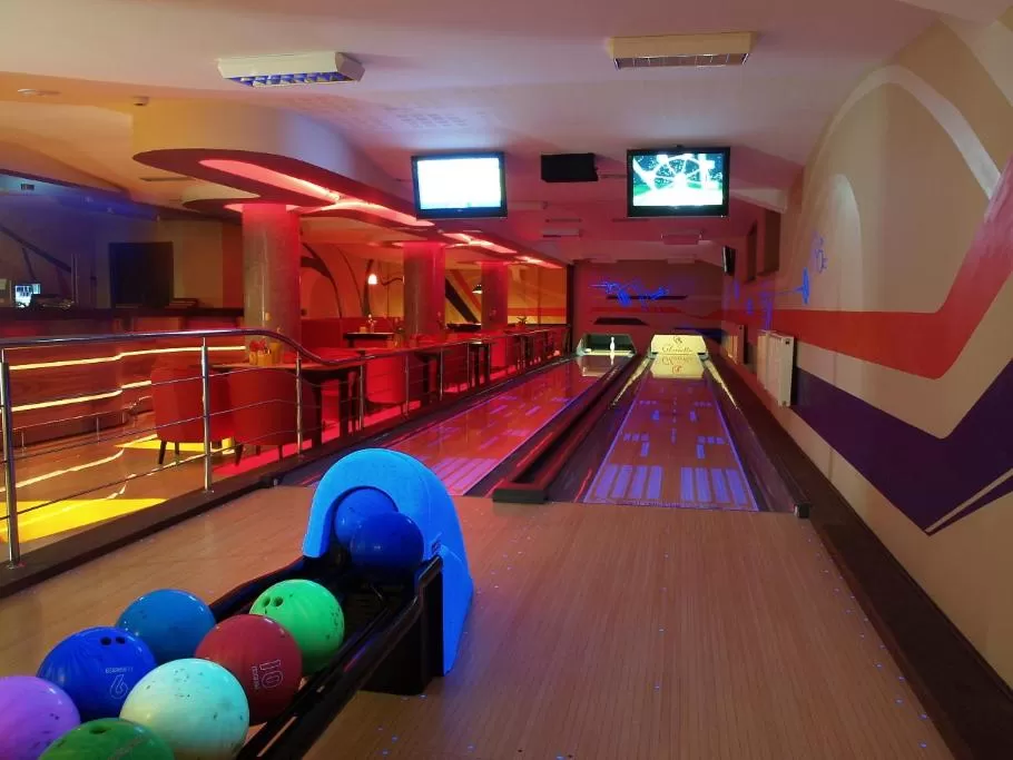 Bowling in Ośrodek Natura Zdrój Wellness & SPA
