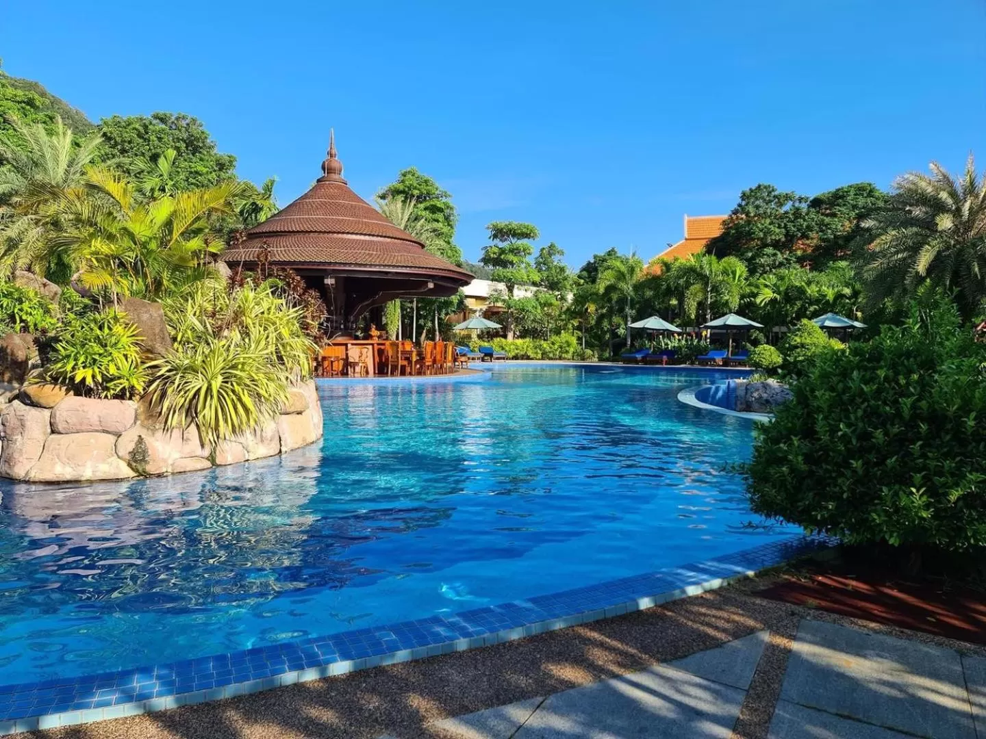 Pool view in Try Palace Resort Kep