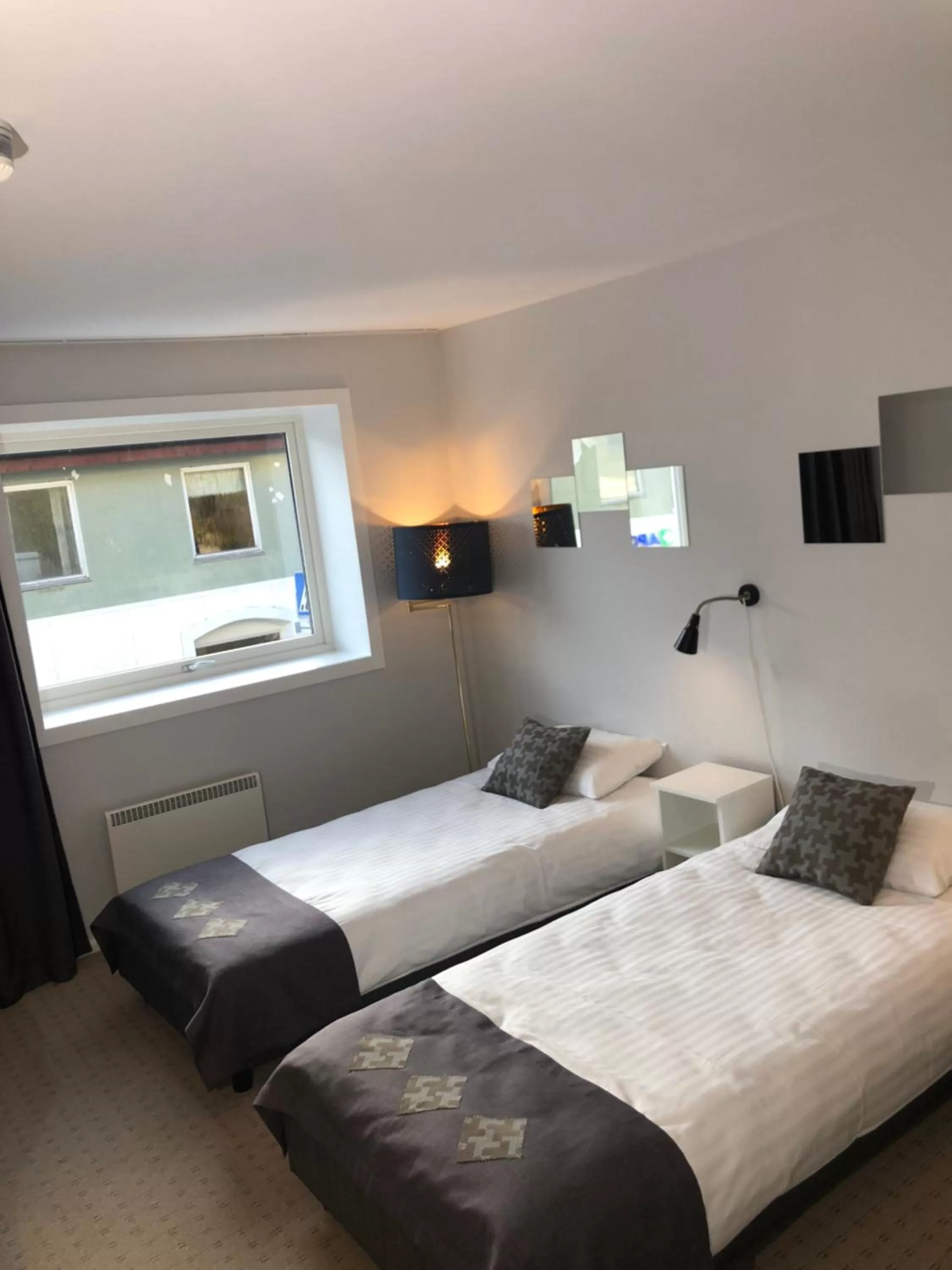 Bed in Arctic Hotel Nordkapp