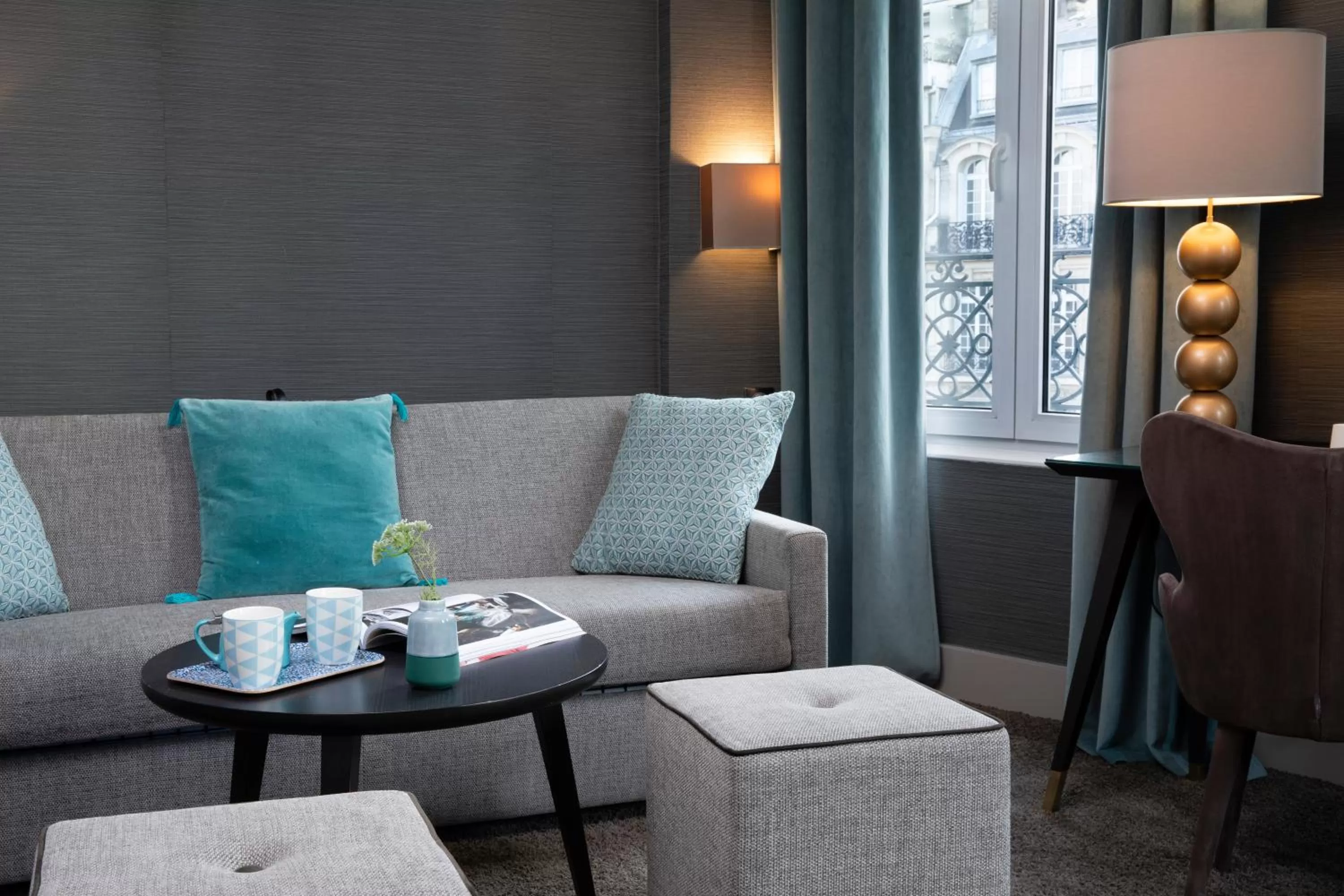 Seating area in Hôtel Plaza Étoile