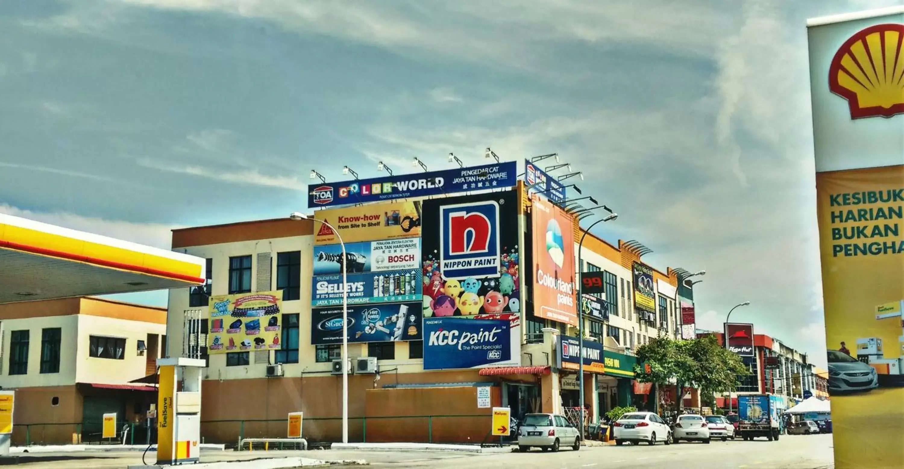 On-site shops, Property Building in Grand Kapar Hotel Kuala Selangor