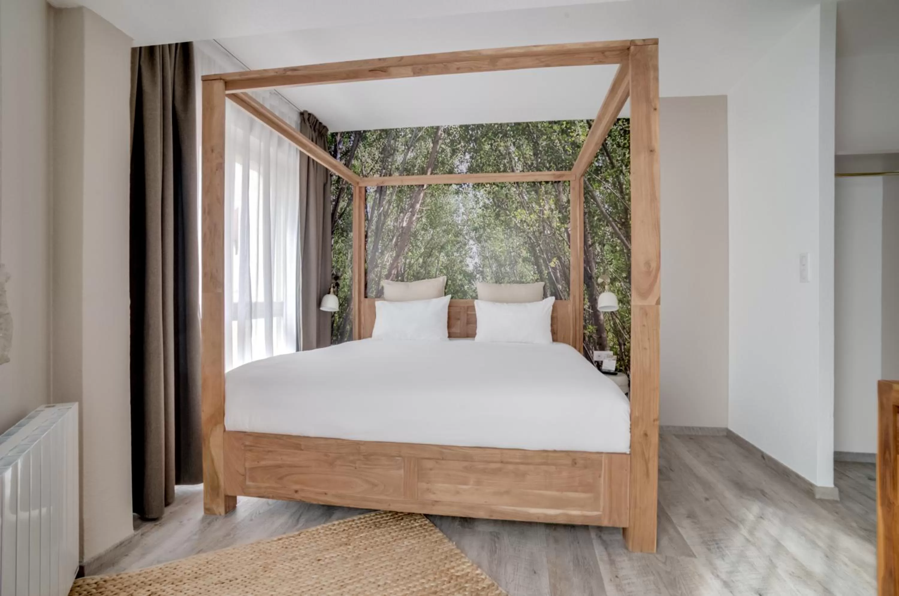 Photo of the whole room in La Maison Hôtel Mulhouse Centre