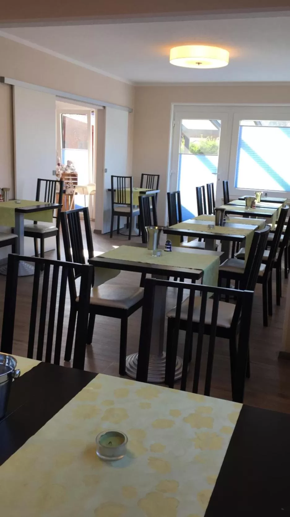 Dining area in Hotel Pension Nordseewelle