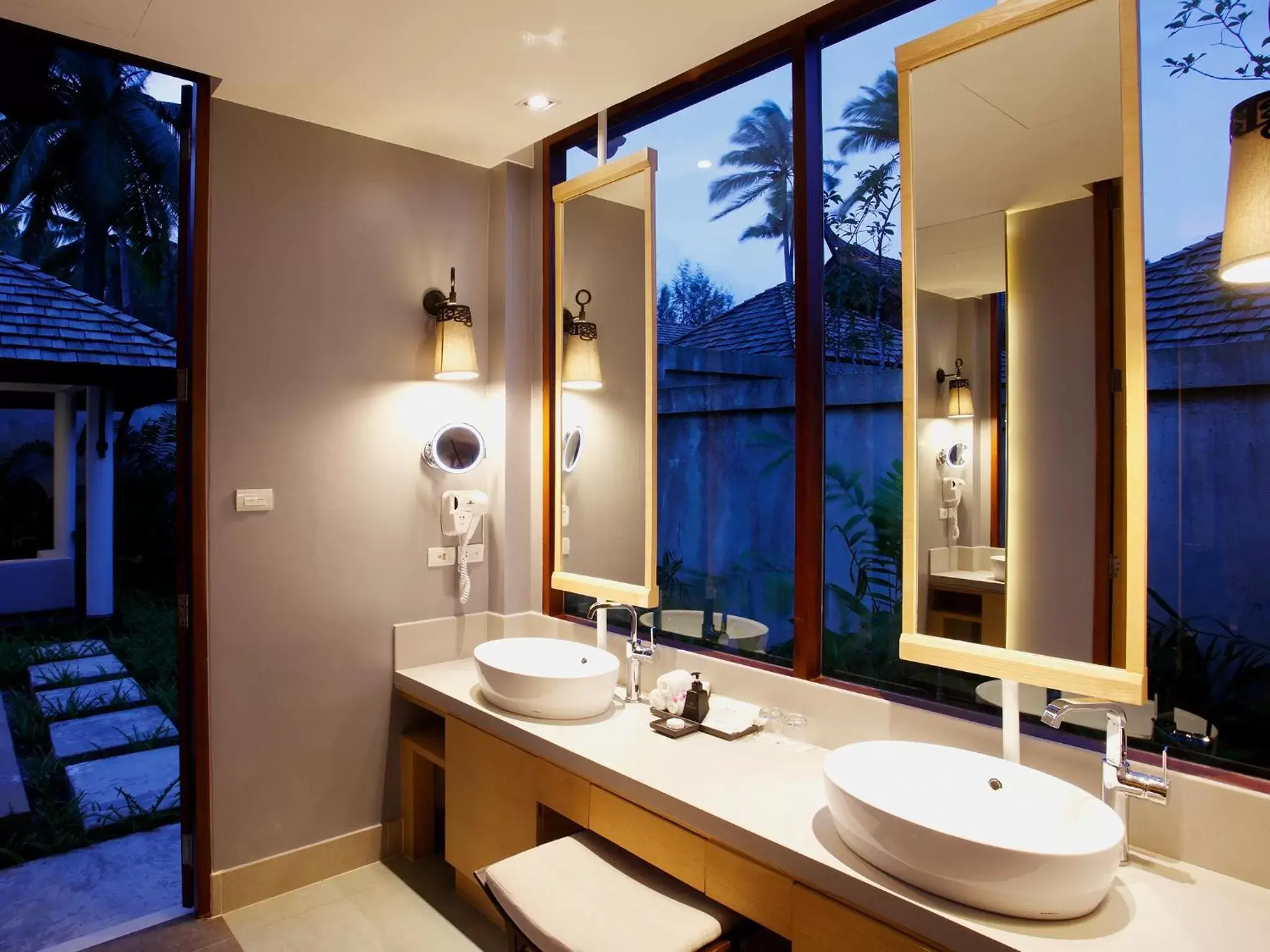 Bathroom in Graceland Khaolak Beachfront Resort Bathroom in Graceland Khaolak Beachfront Resort